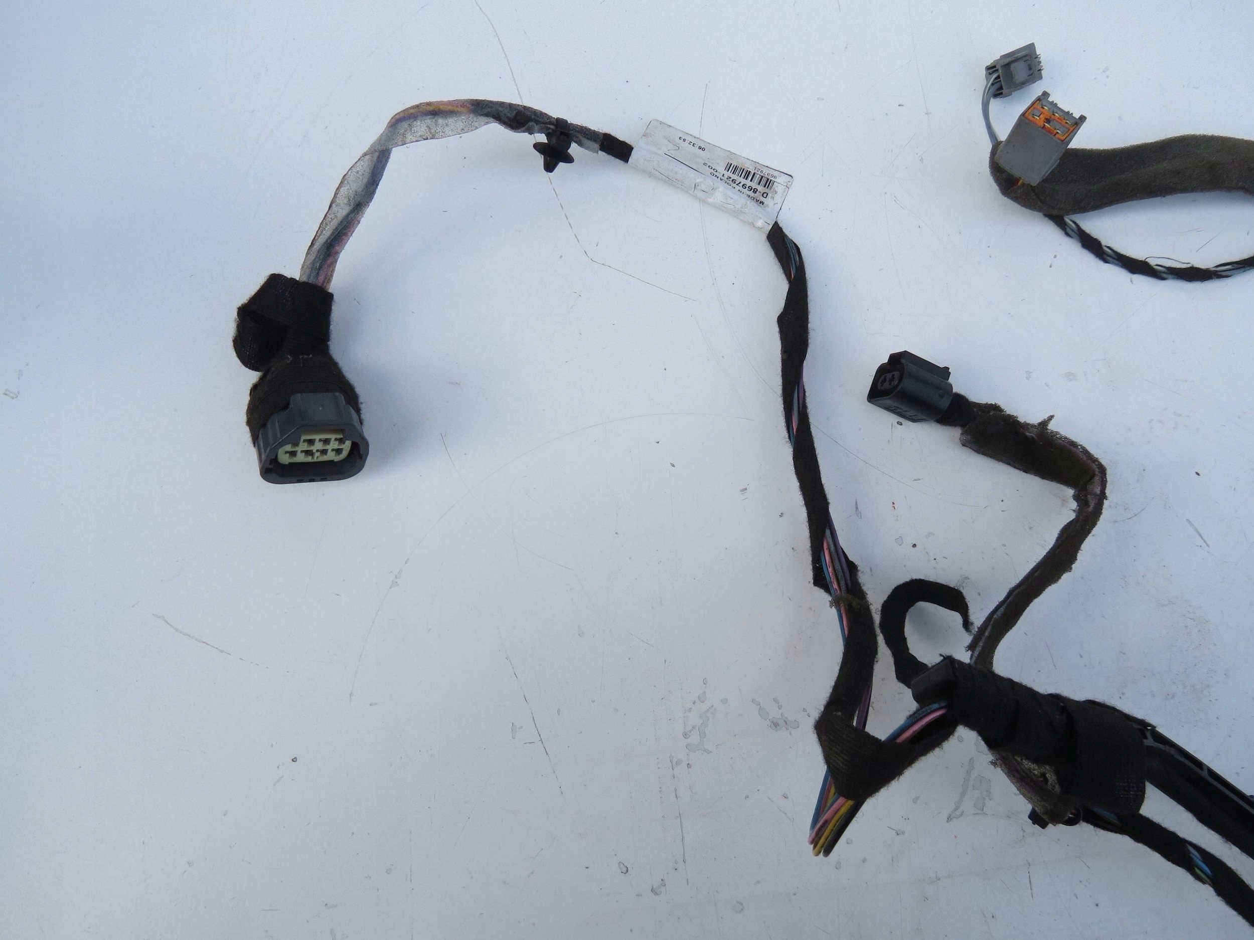 bundle door TYLNYCH left rear part VOLVO XC90 2.9 T6 8697921