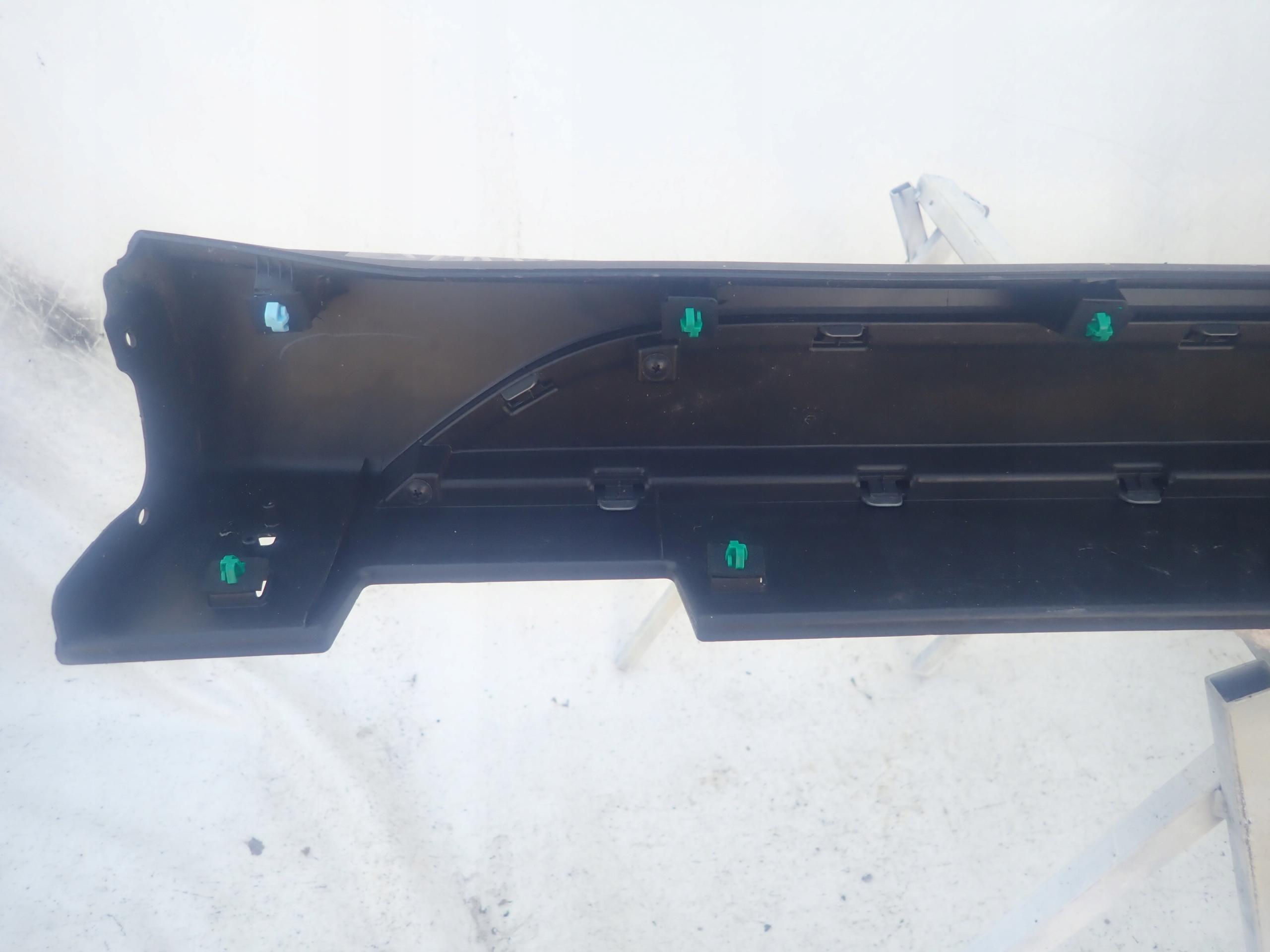 HYUNDAI TUCSON III 15- threshold left moulding threshold