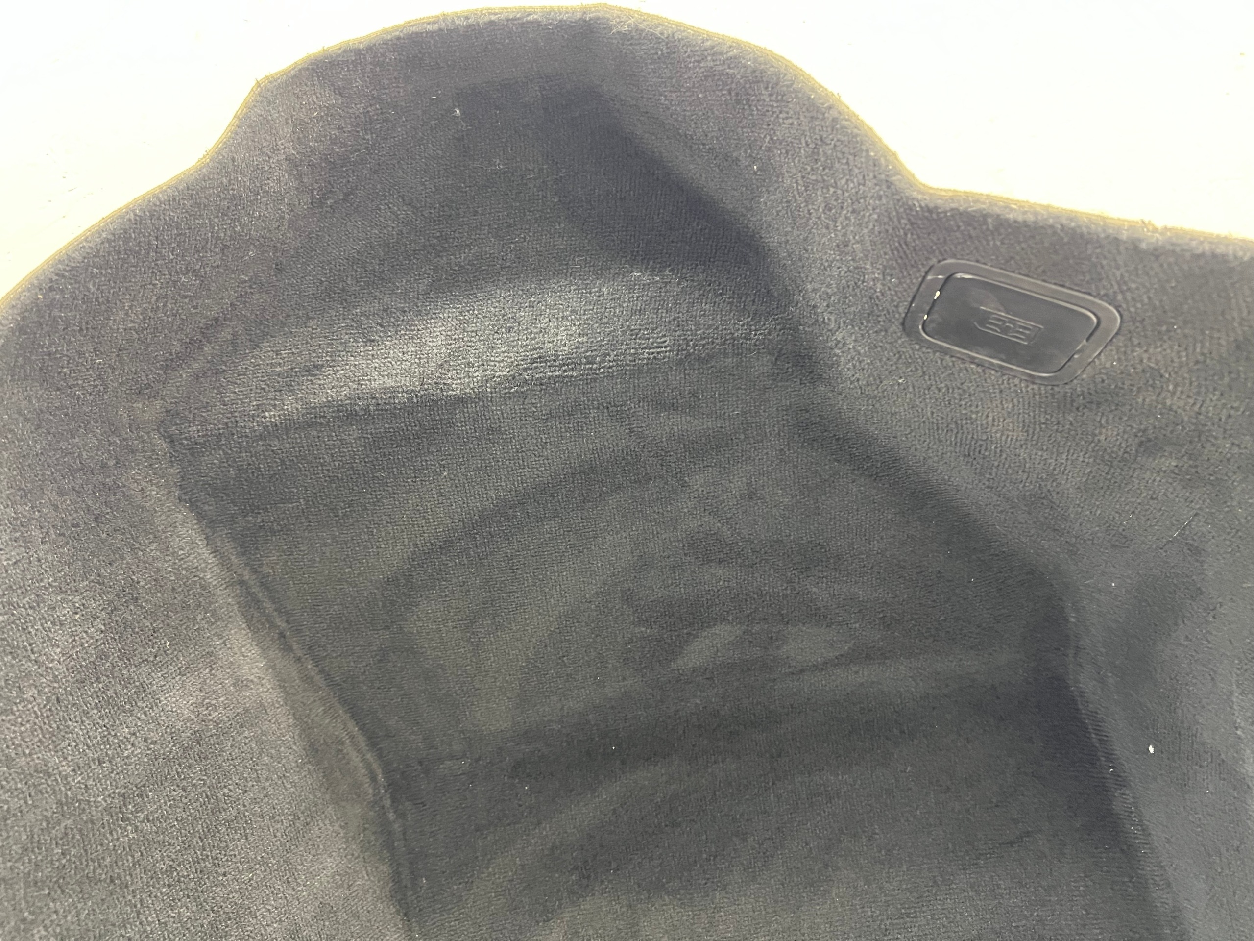 Volvo V60 II 18r.- carpet mats right front 31463942
