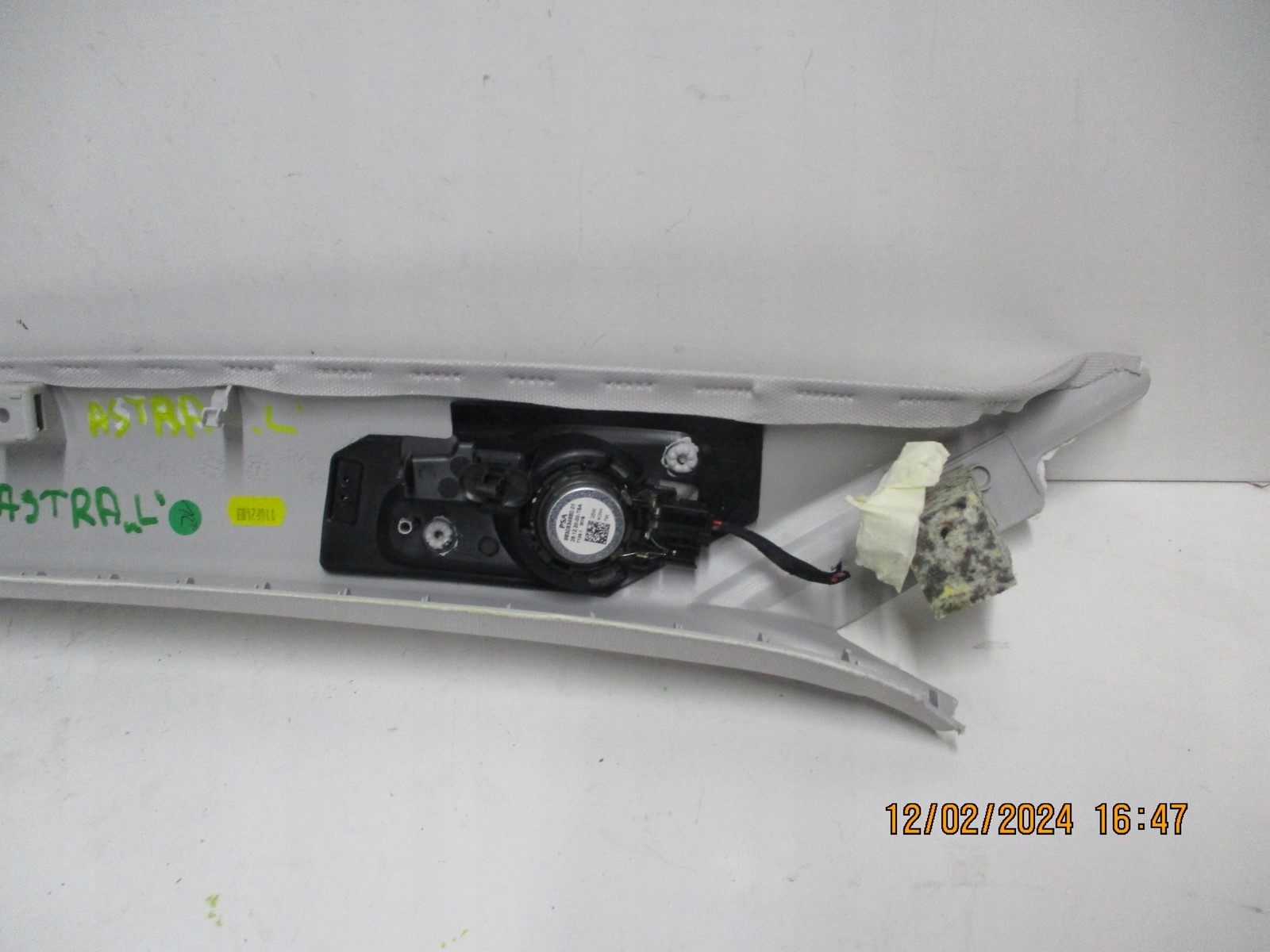 cover for pillar Opel Astra L 6 9830536380