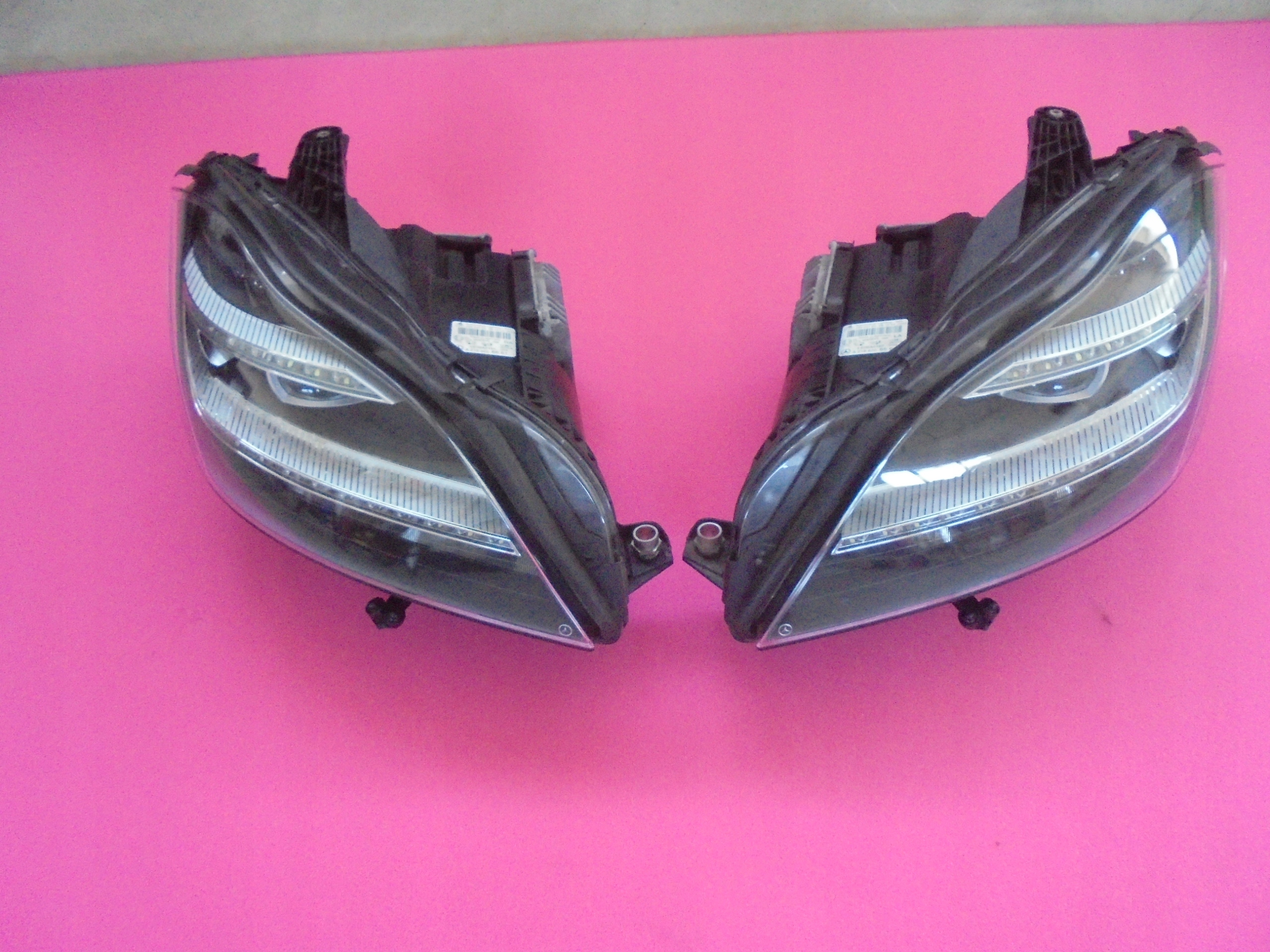 MERCEDES КЛС W218 ФАРЫ ПЕРЕД ПОЛНЫЙ КОМПЛЕКТ LED ILS КОМПЛЕКТ