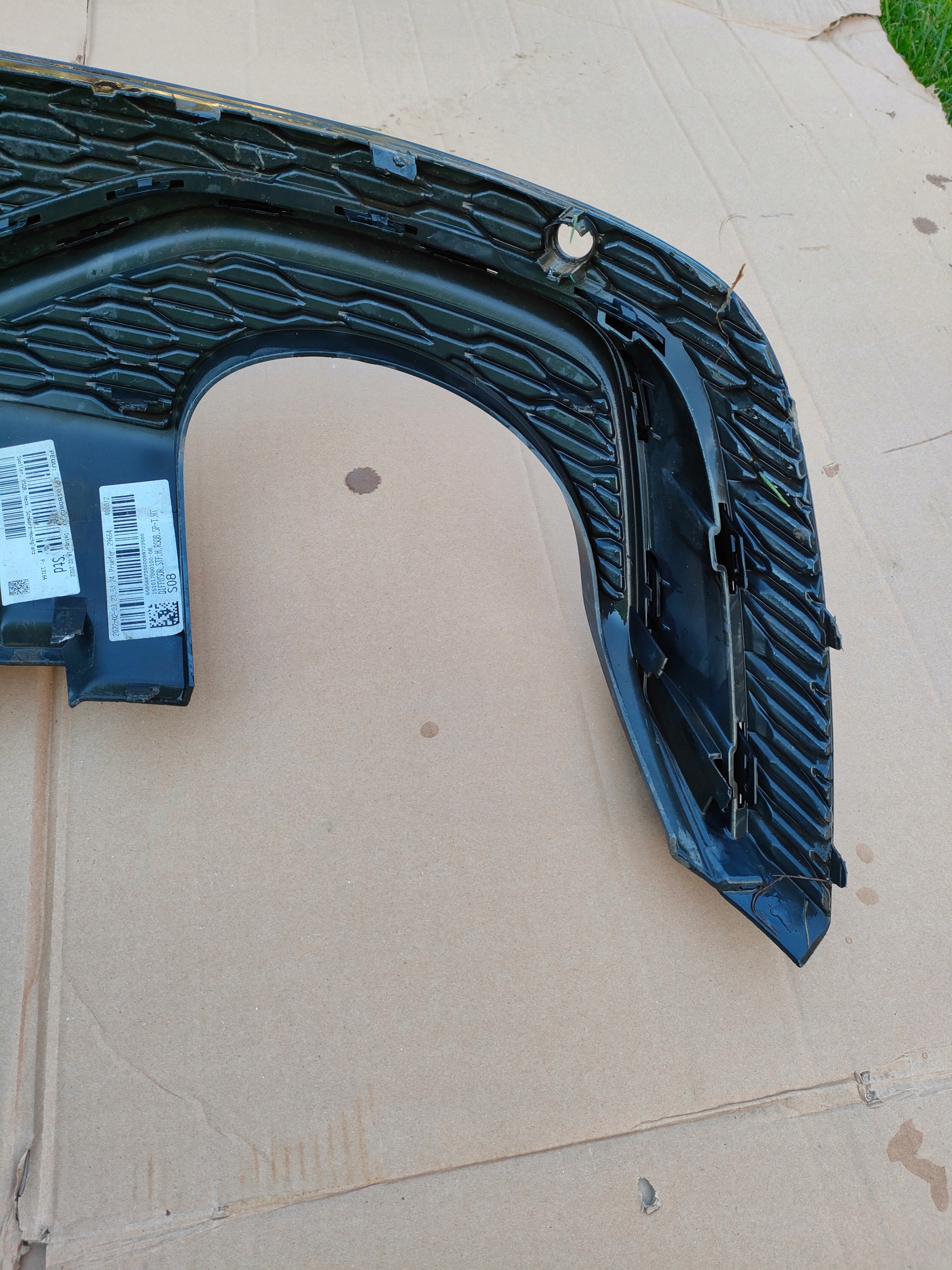 AUDI RSQ8 SQ8 4M8 SPOILER zadok diffúzor 4M8807941C