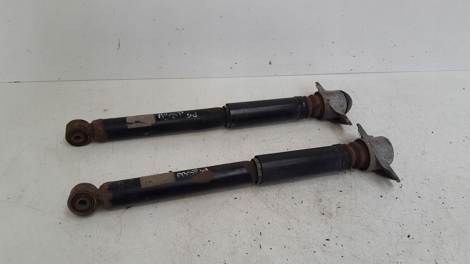 stoßdämpfer heck hinten Audi A3 8P LIFT 1,6 TDI