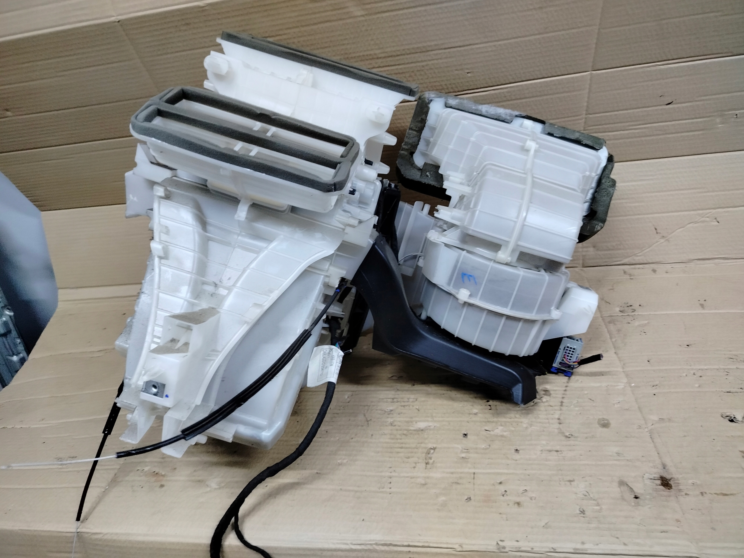 OPEL CORSA E heater fan heating 39033996