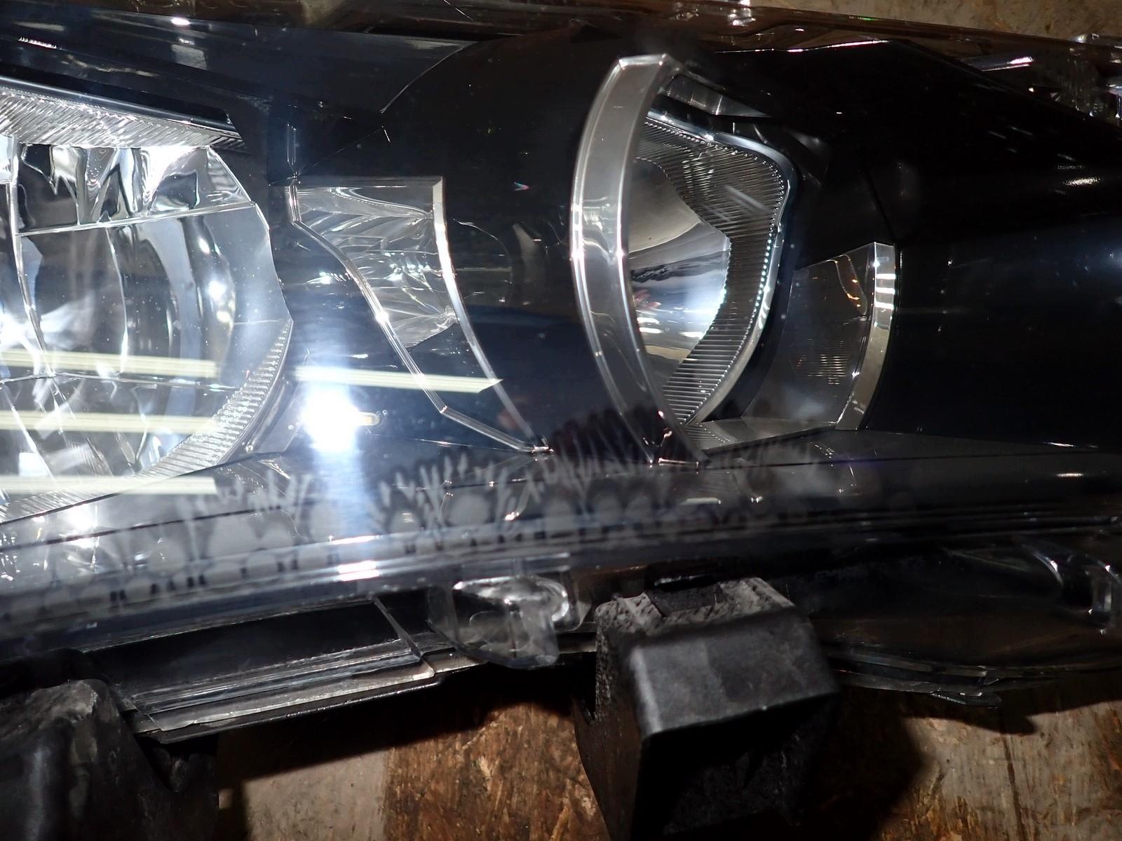 light right front LED TOYOTA COROLLA E16 12- sedan 81130-02E70-00