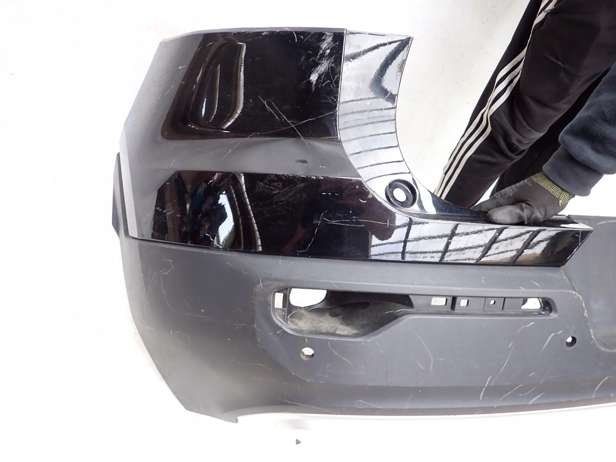 VOLVO XC40 17-> bumper rear part rear PDC