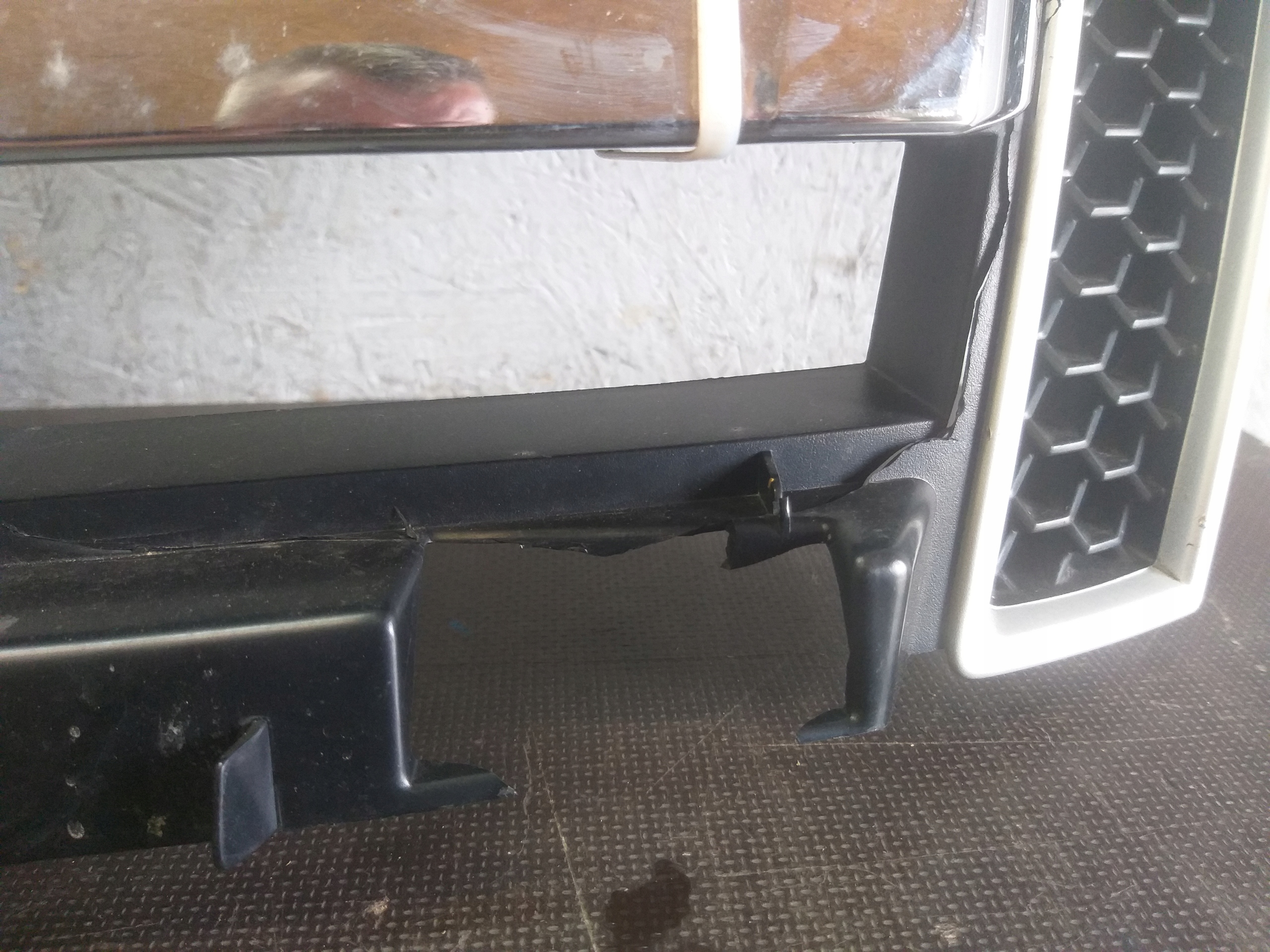 GRILLE FORD RANGER 11