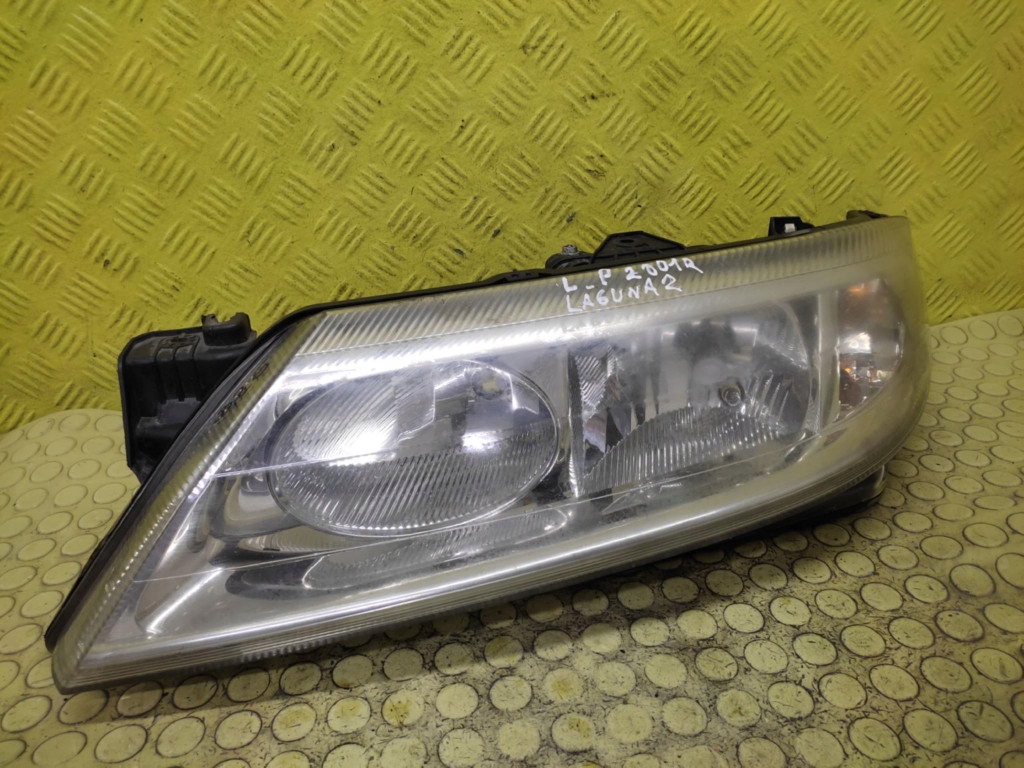 RENAULT LAGUNA II REFLEKTOR light left front 8200002845