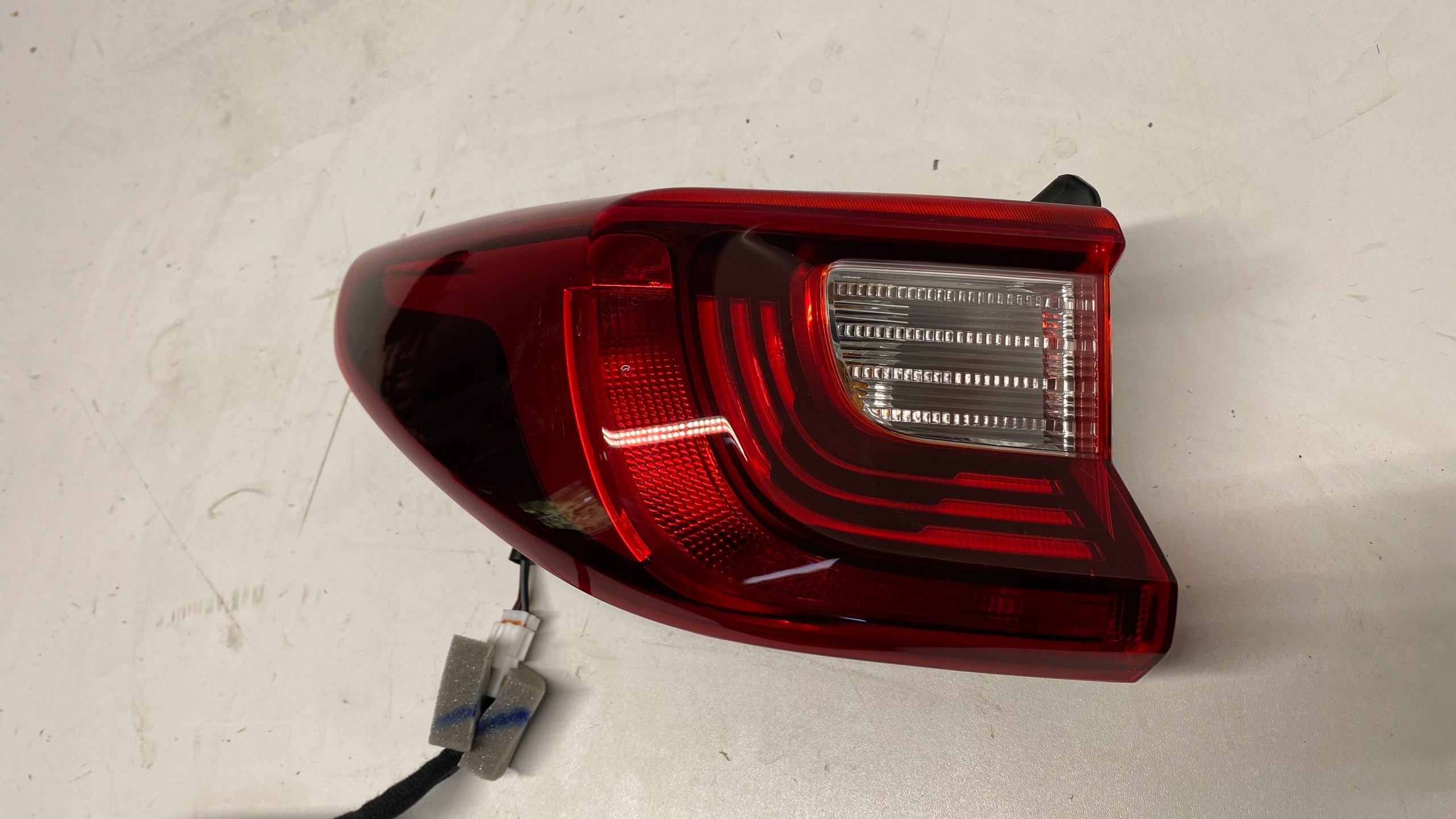 KIA STONIC LIFT GT light left rear part rear left LED 17-24