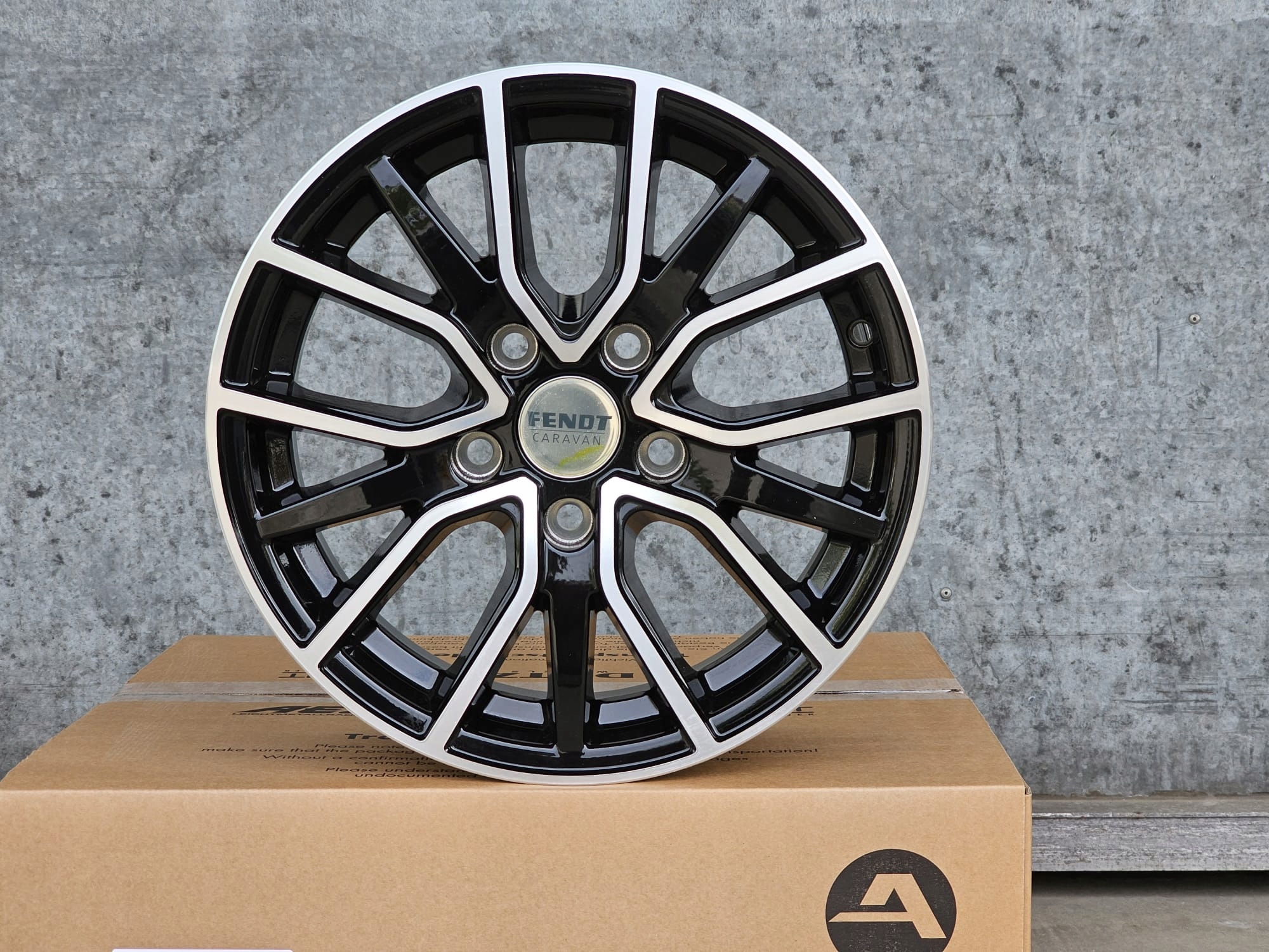 2x Alufelgi 5x112 14 ET30 66,6 Fendt Caravan do Kamperów Przyczep Lawet Odsadzenie (ET) 30