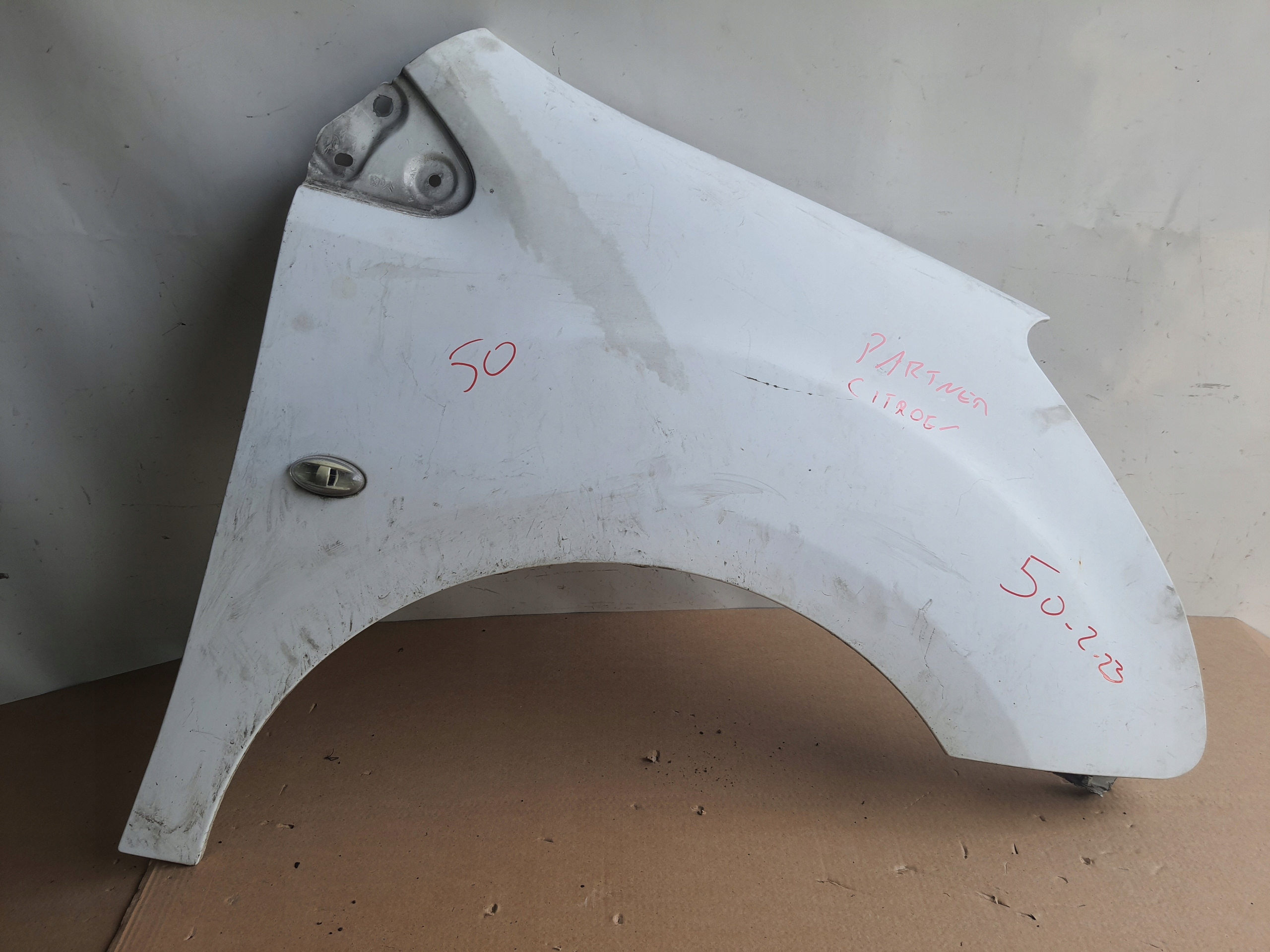 BERLINGO III PARTNER III 08-> fender right
