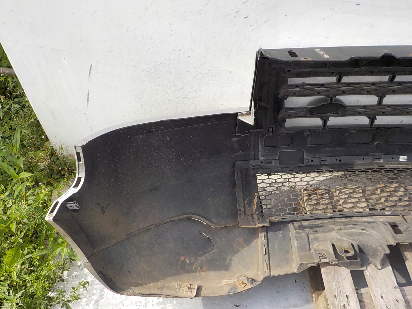 408 LAND ROVER FREELANDER II bumper front front