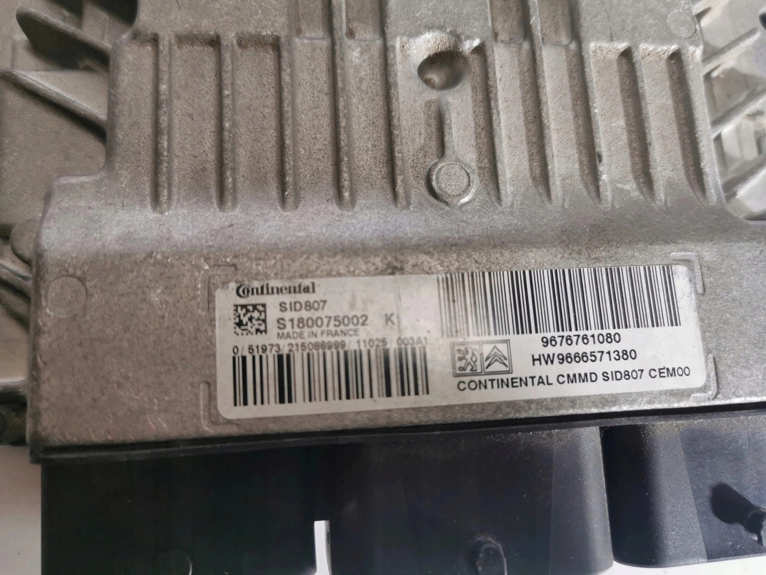 PEUGEOT 3008 2.0HDI 9676761080 9666571380 computer