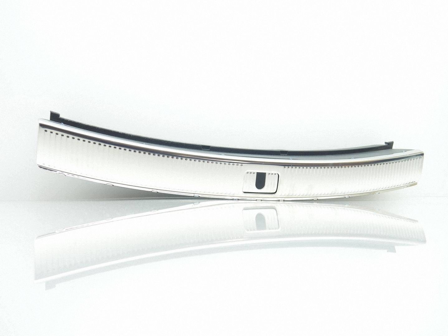couverture couverture seuil coffre CHROM AUDI Q5 II 80A 80A864483E