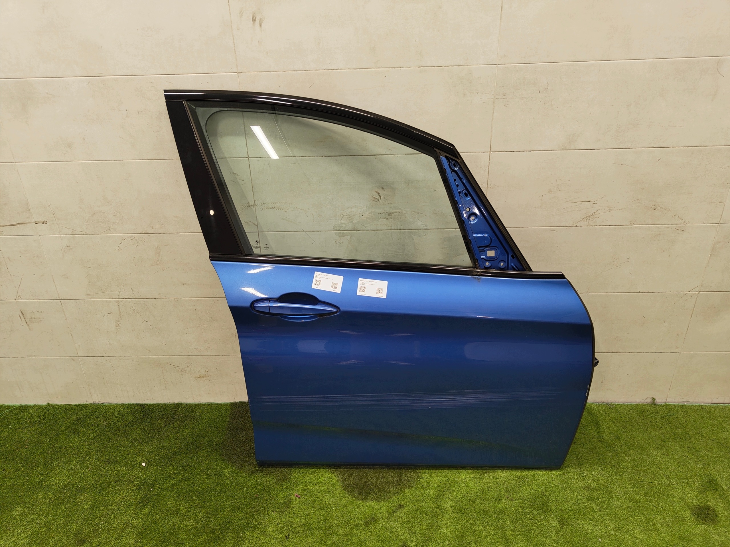 BMW 2 F46 door right front front B45