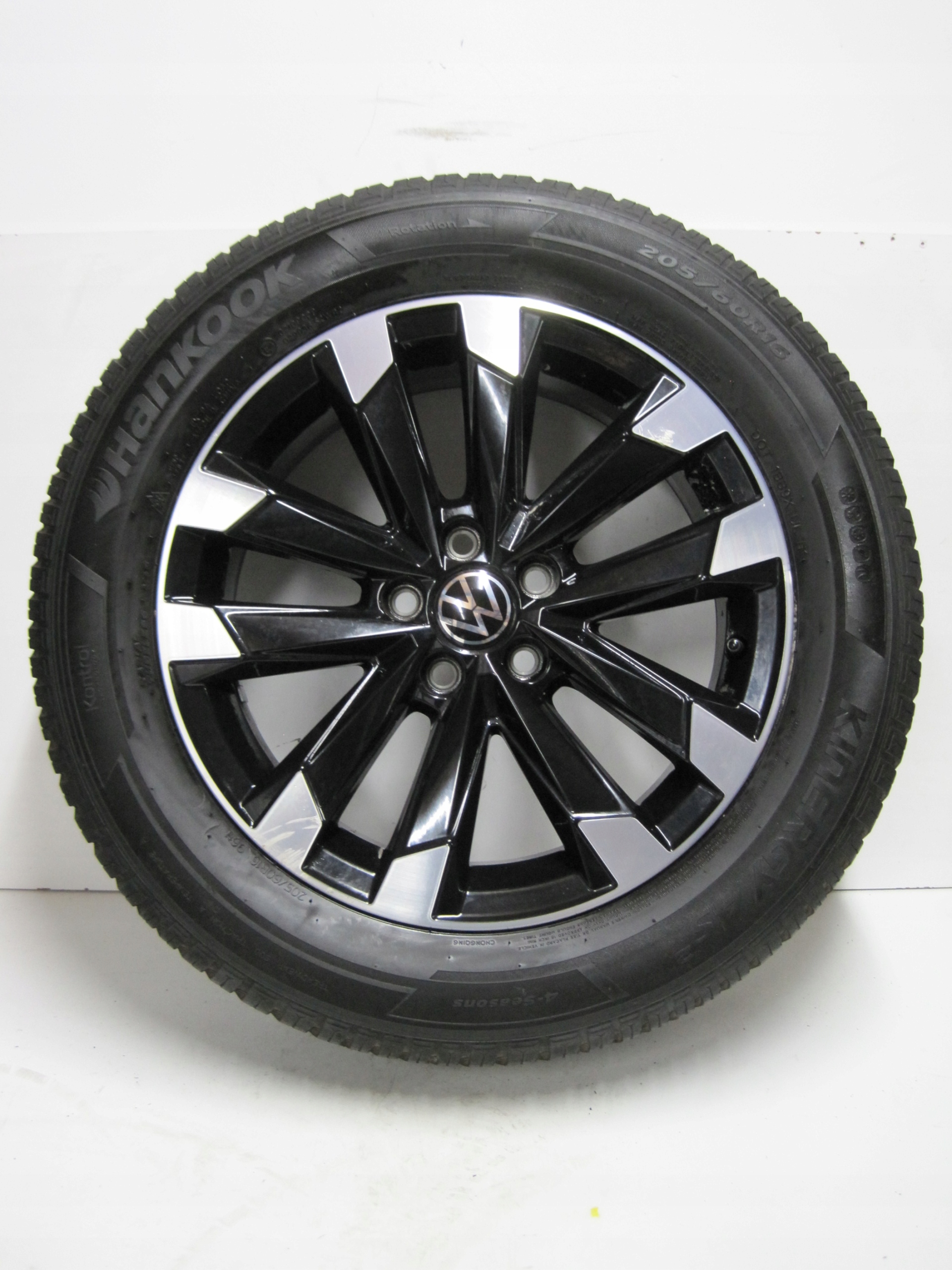 wheels discs tyres VW T-CROSS 2GM R16 M+S