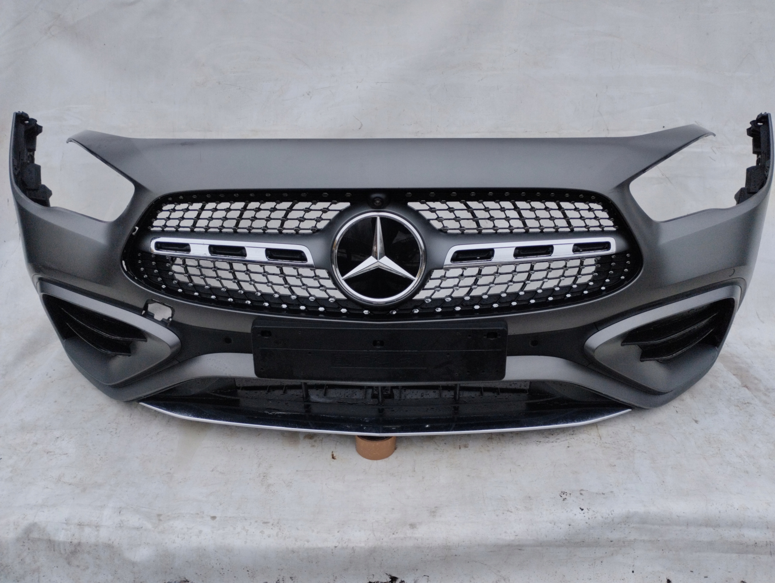 MERCEDES GLA W247 bumper front front 6xPDC AMG complete