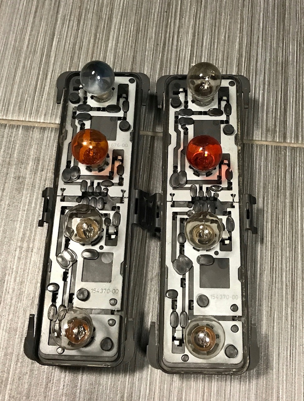 Wkład lampy oprawa listwa żarówek Chrysler Voyager