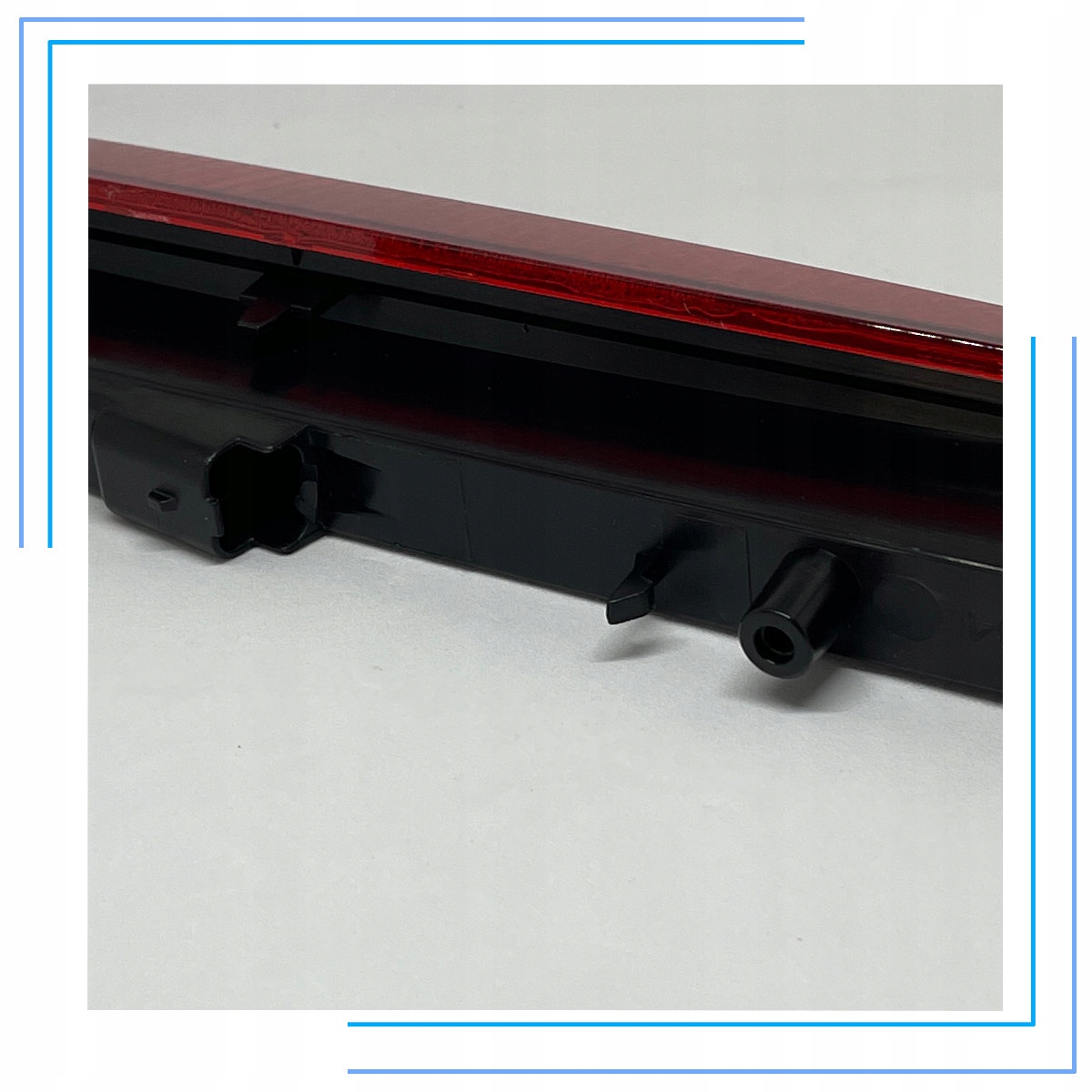 TRZECIE ŚWIATŁO STOP LAMPA TYLNA TYŁ LED RENAULT MEGANE MK II 2003-2008 Numer katalogowy części LY304-1