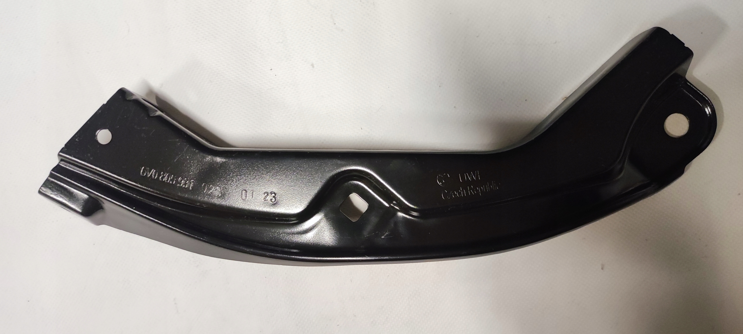 SKODA FABIA 14- MOCOWANIE REFLEKTORA 6v0805931