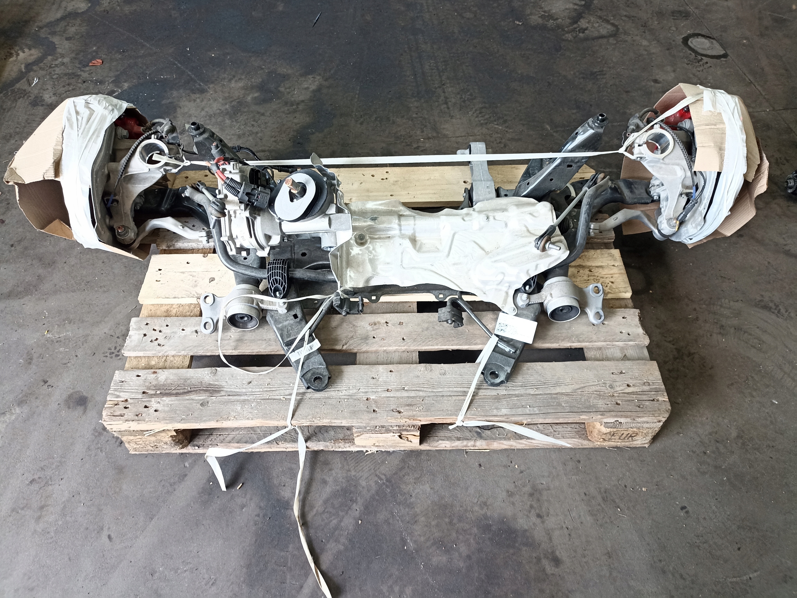 СТАБІЛІЗАТОР ПЕРЕД MINI F55 F56 F57 6859881 ЯК НОВИЙ5km