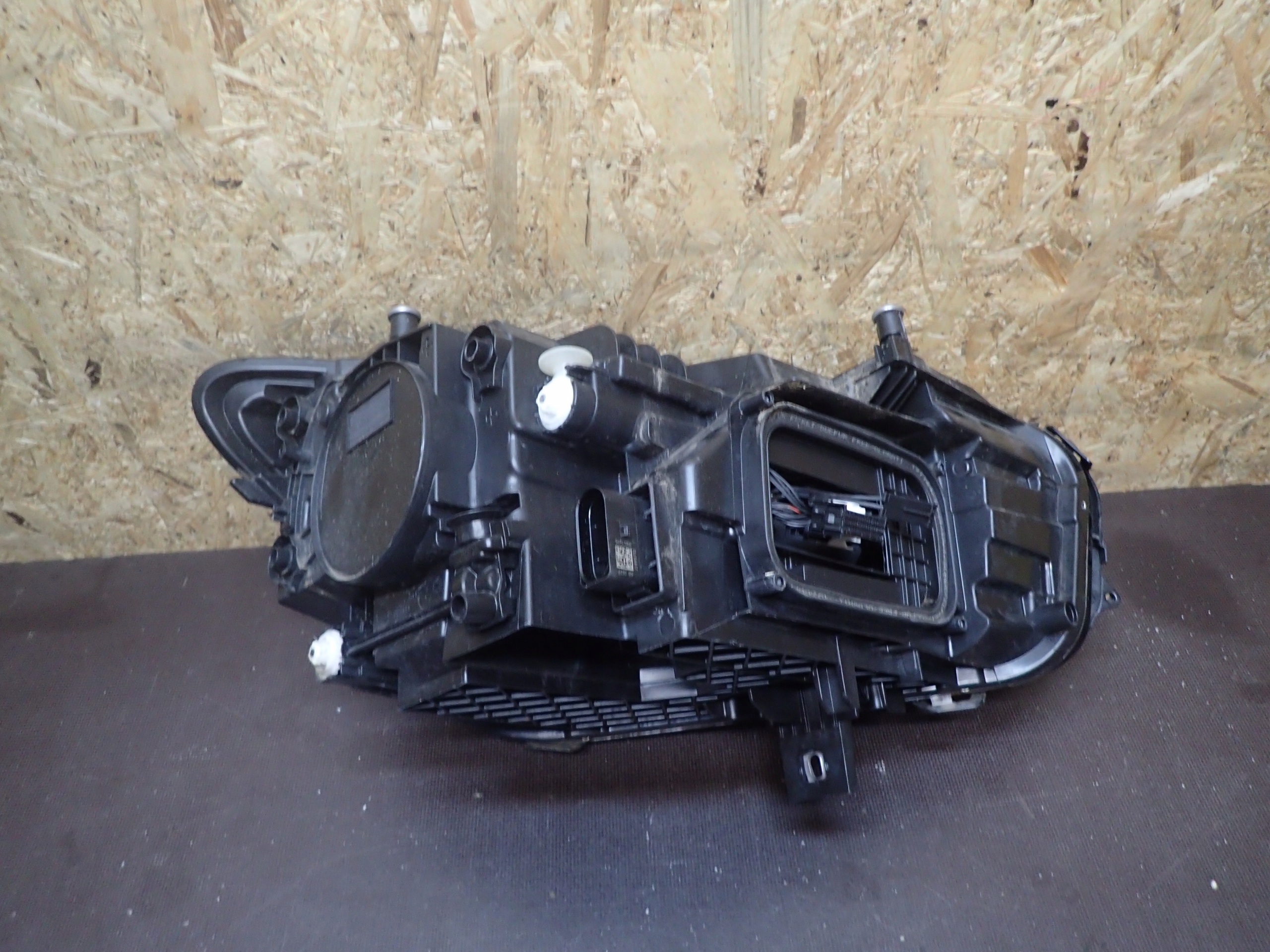 LIGHT FRONT LEFT MERCEDES B KLASA W247 FULL LED