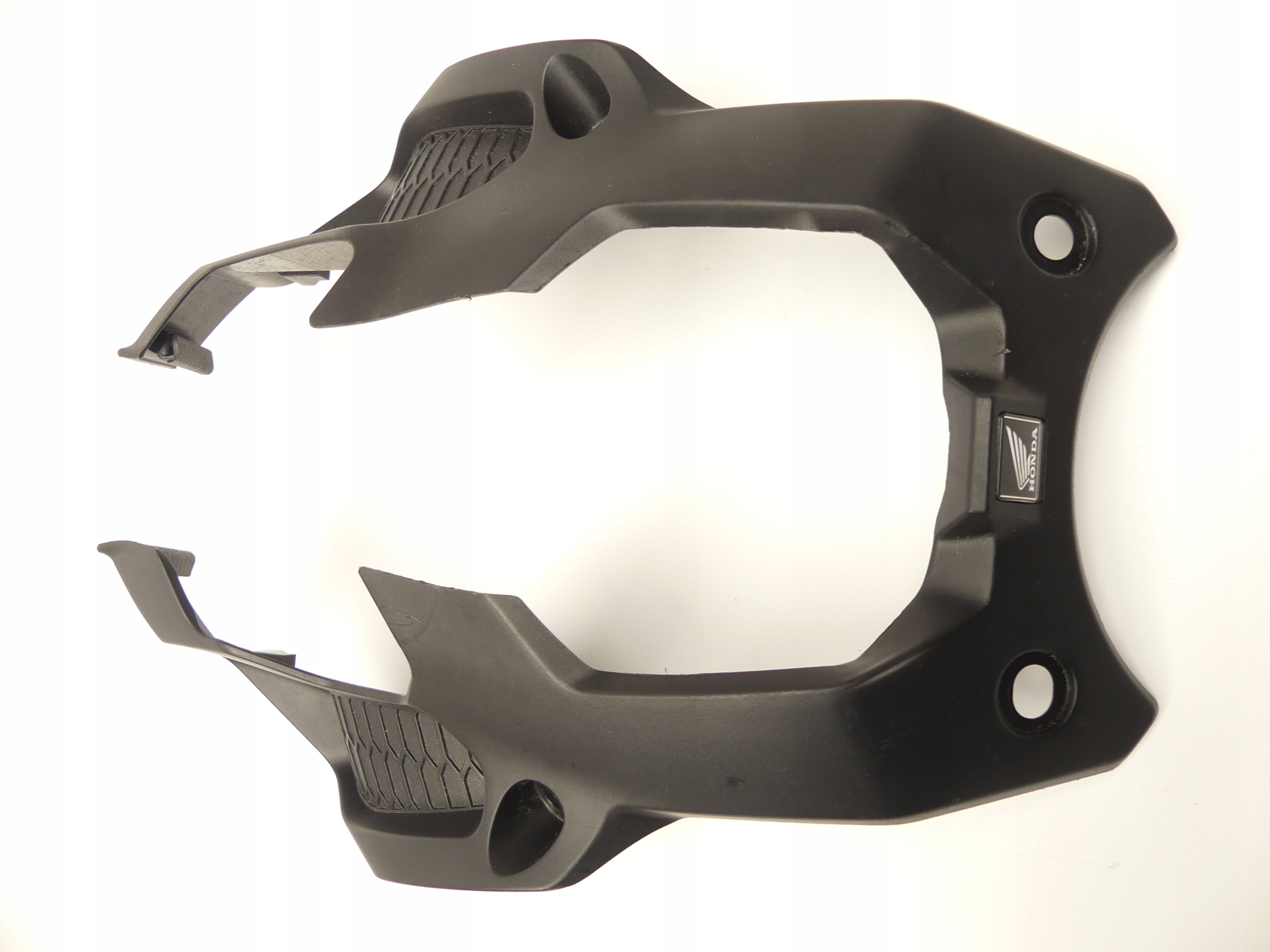 17556-MKJ-D000 - ОБТІЧНИК НАПОВНЮВАЧ КАПОТ HONDA CB 1000 R 18+