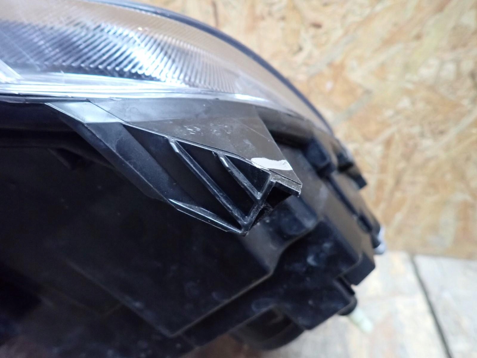 light left REFLEKTOR left LED DACIA DUSTER 2 II HM 2017-2021R 260609367R