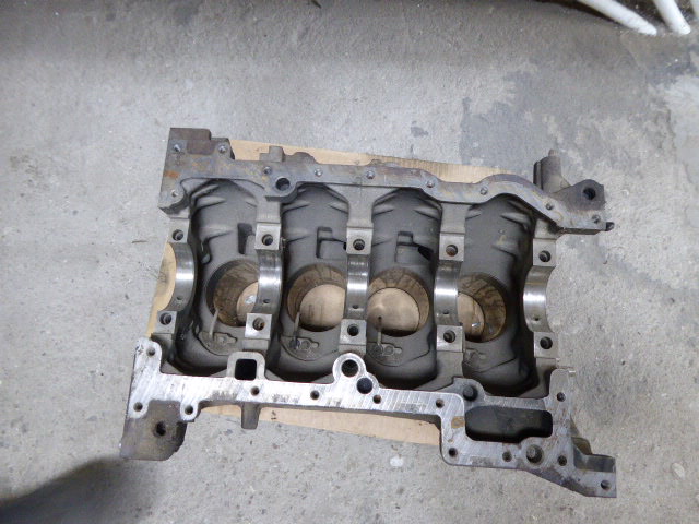 DUCATO JUMOER BOXER III 06- BLOK SILNIKA PODSTAWA 4HV 2.2 HDI TDCI JTD Typ silnika Diesel