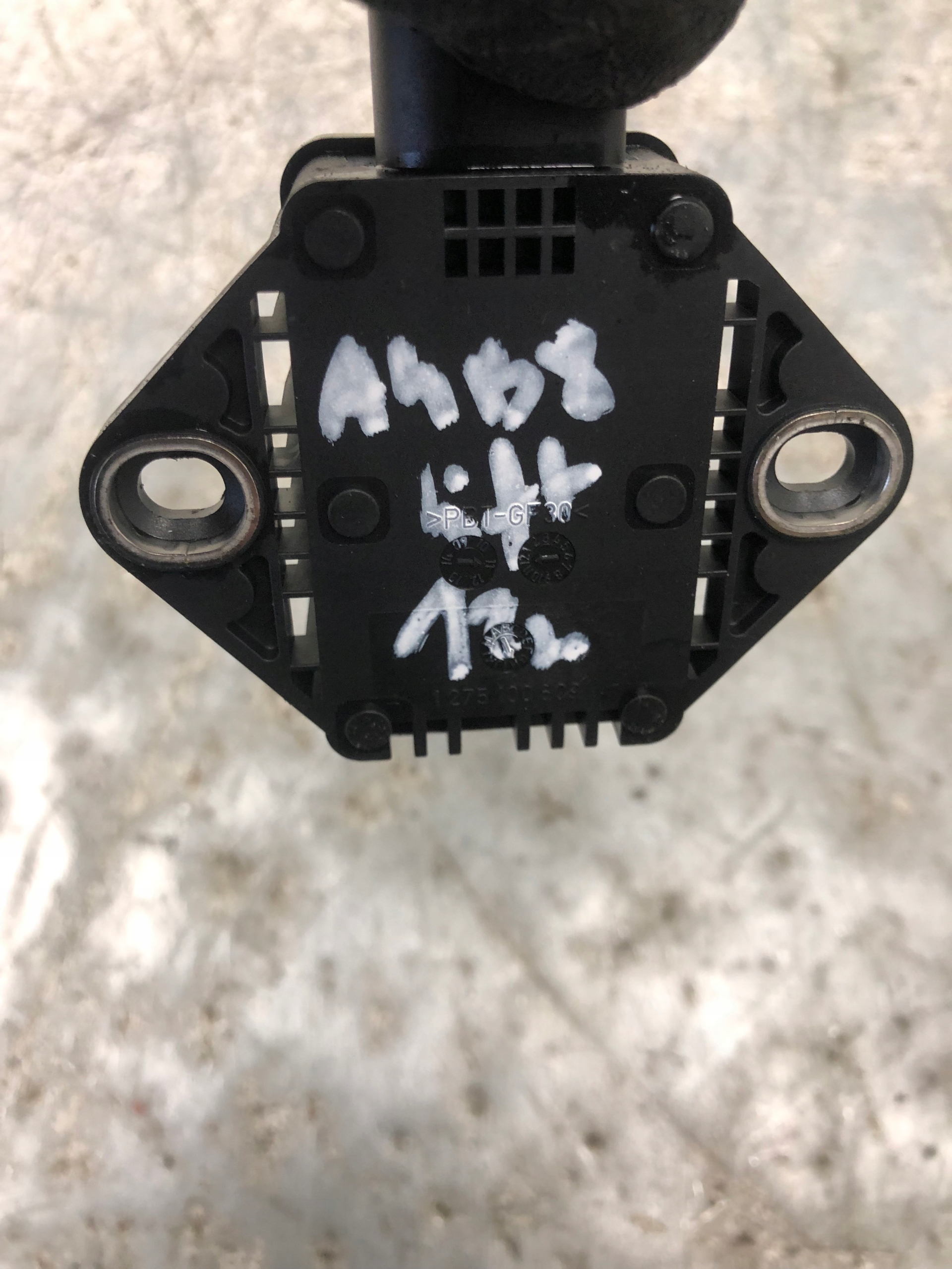 sensor ESP AUDI A4 B8 LIFT KOMBI 8R0907637B