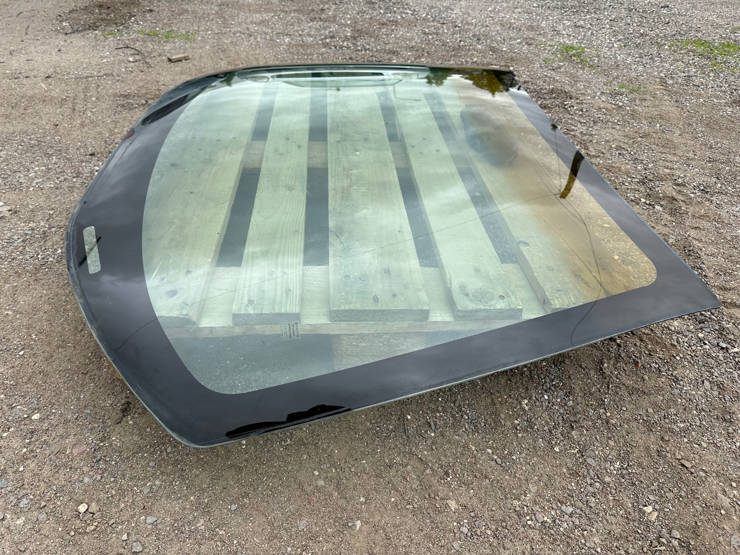 window iron front front Chevrolet Corvette C5 1997 - 2004