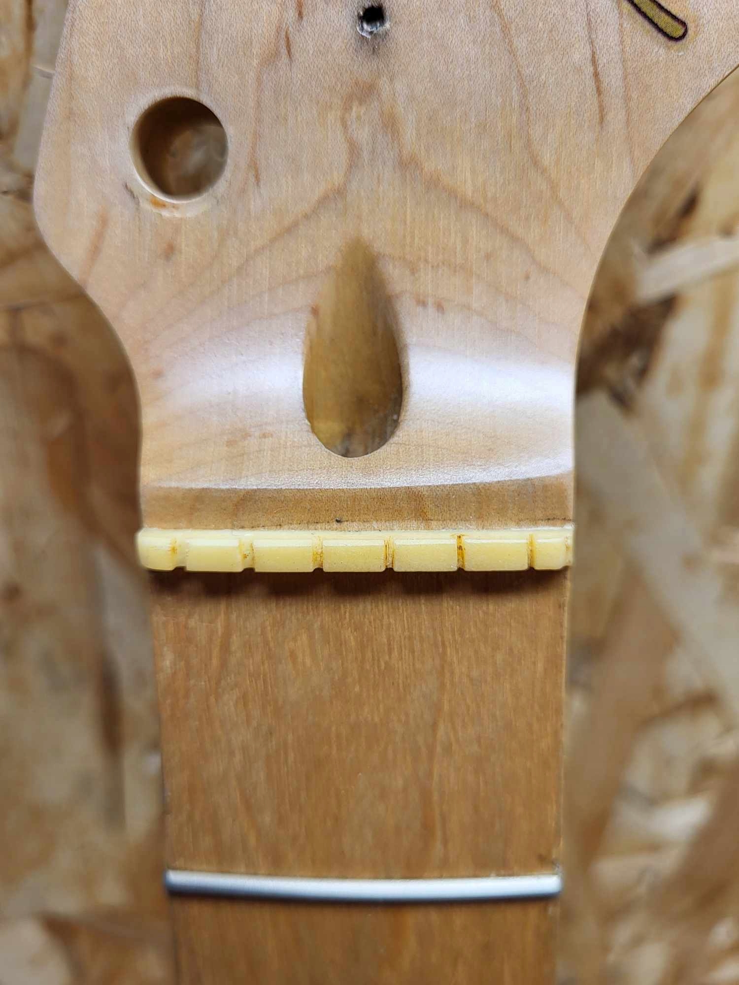 Gryf do gitary elektrycznej FENDER Stratocaster Marka Fender