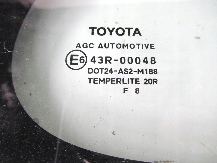 SZYBA TYLNA PRAWA KAROSERYJNA TOYOTA YARIS II 3 DRZWI 2006-2011 ROK Stan opakowania zastępcze