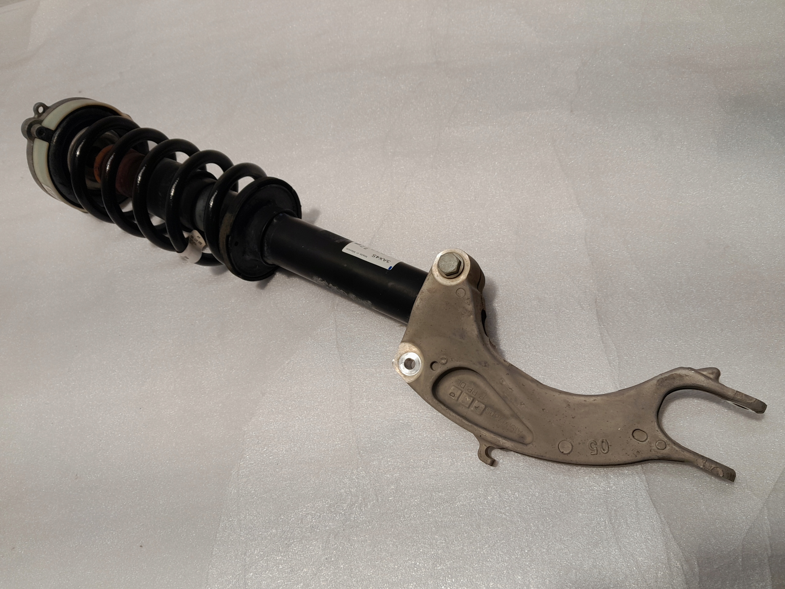 AUDI Q5 80A shock absorber left front 80A413031AG 4M0413037N