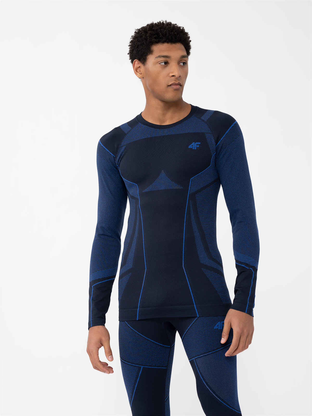 BIELIZNA TERMOAKTYWNA MĘSKA 4F BEZSZWOWA ZESTAW KOMPLET DÓŁ GÓRA EAN (GTIN) 5904209029976