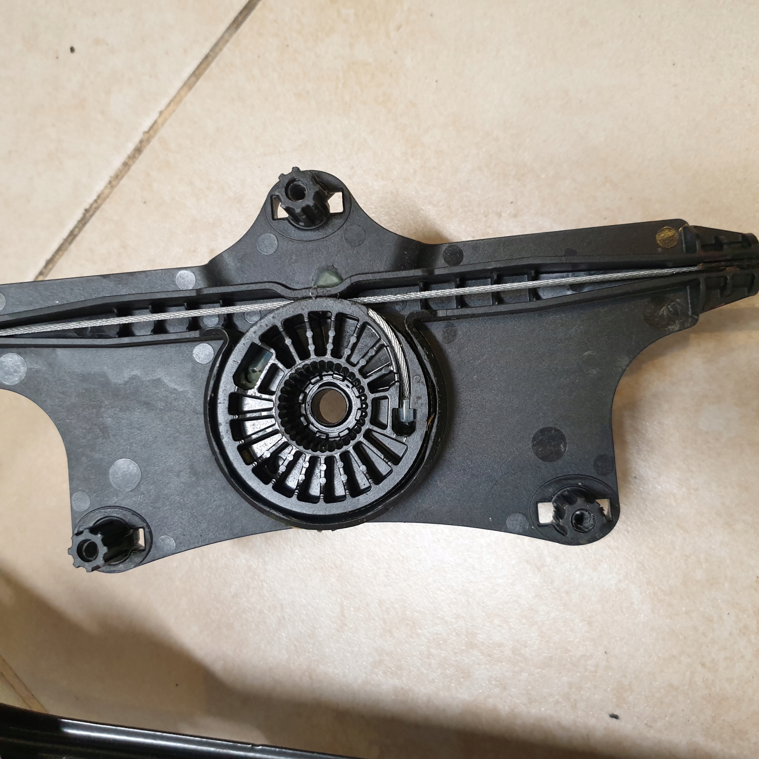 window regulator mechanism left rear part VW PASSAT B8 3G oe