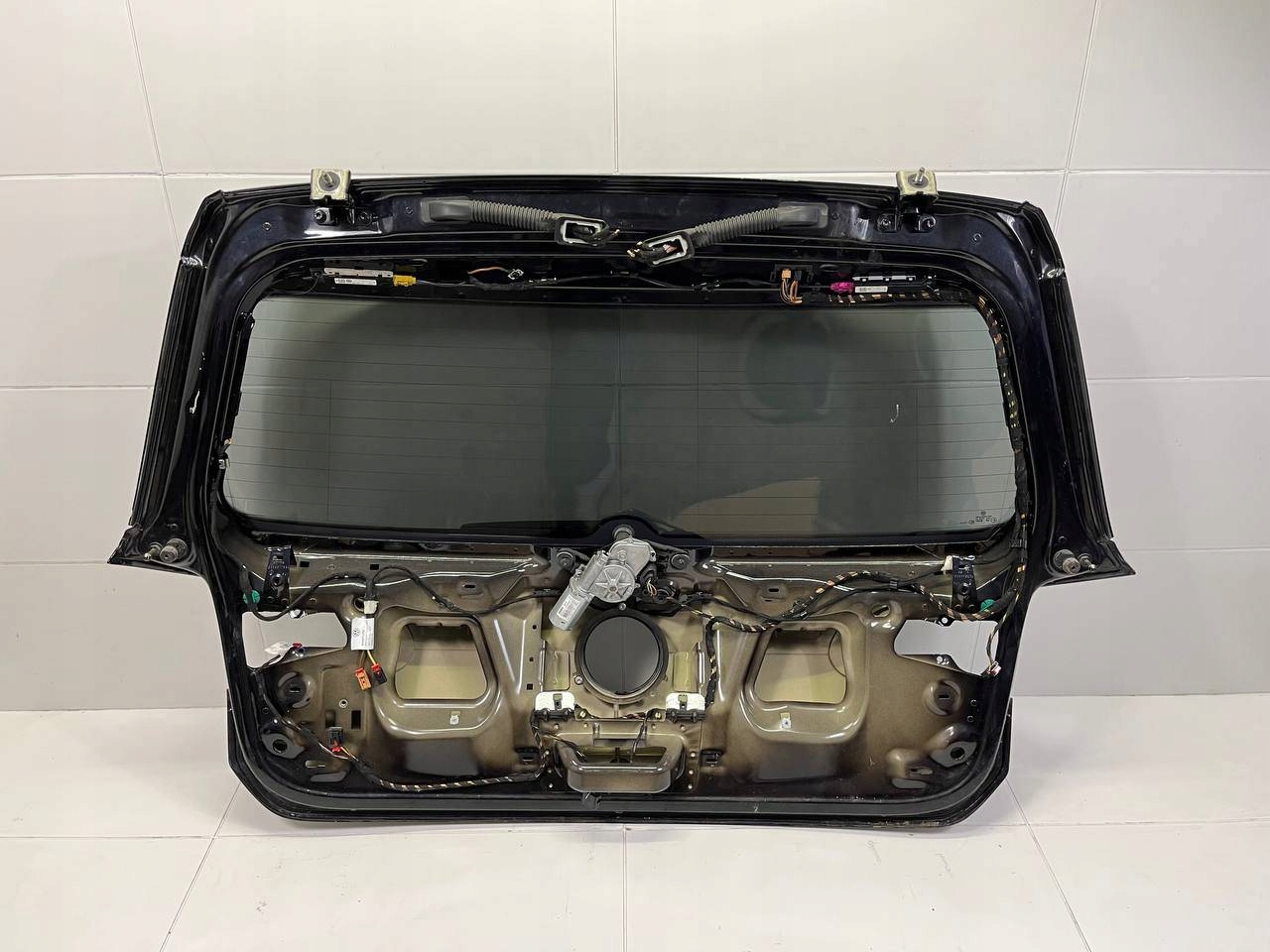 rear trunk door boot Volkswagen Golf 7 2015