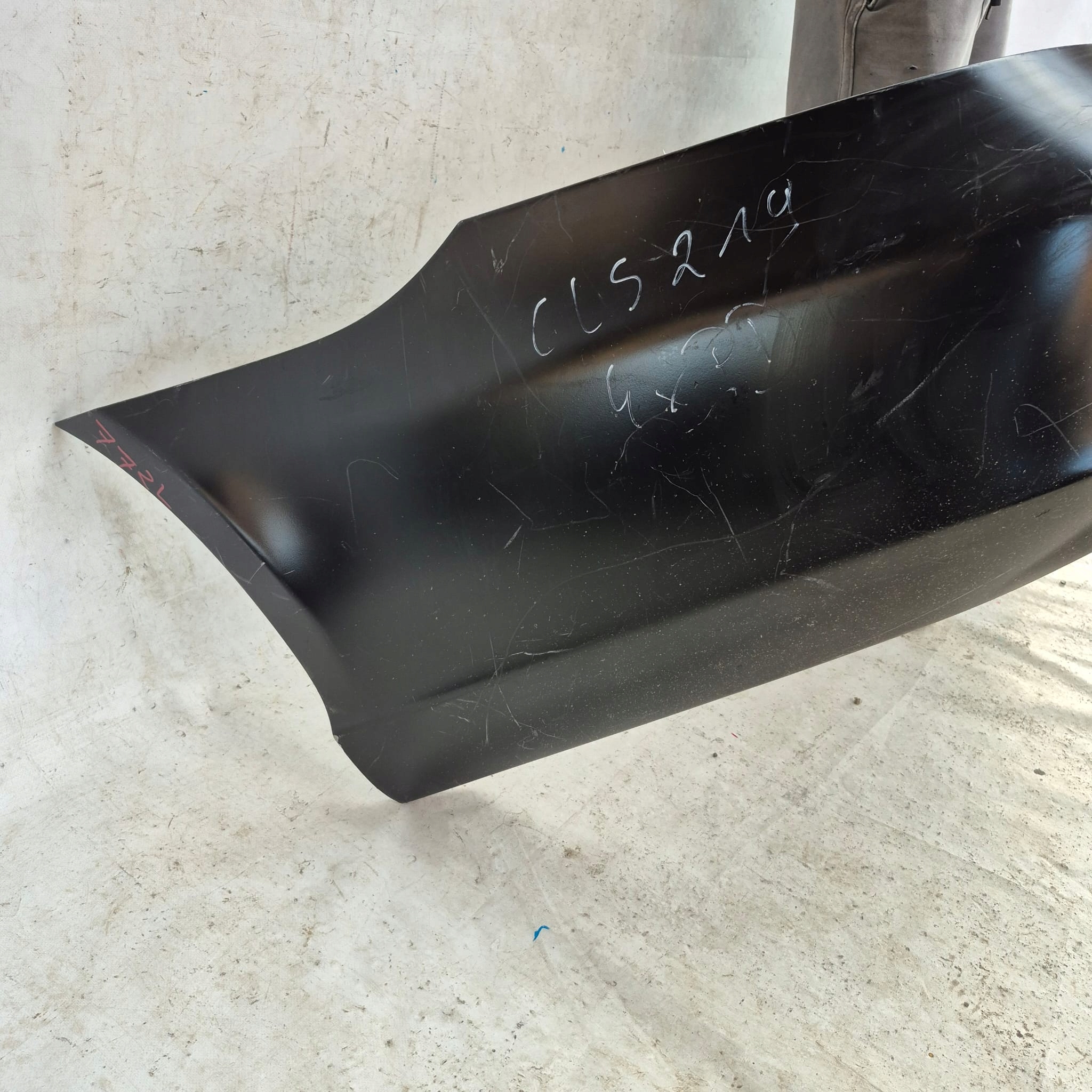 MERCEDES CLS C219 W219 04-08 bumper rear part rear 4PDC