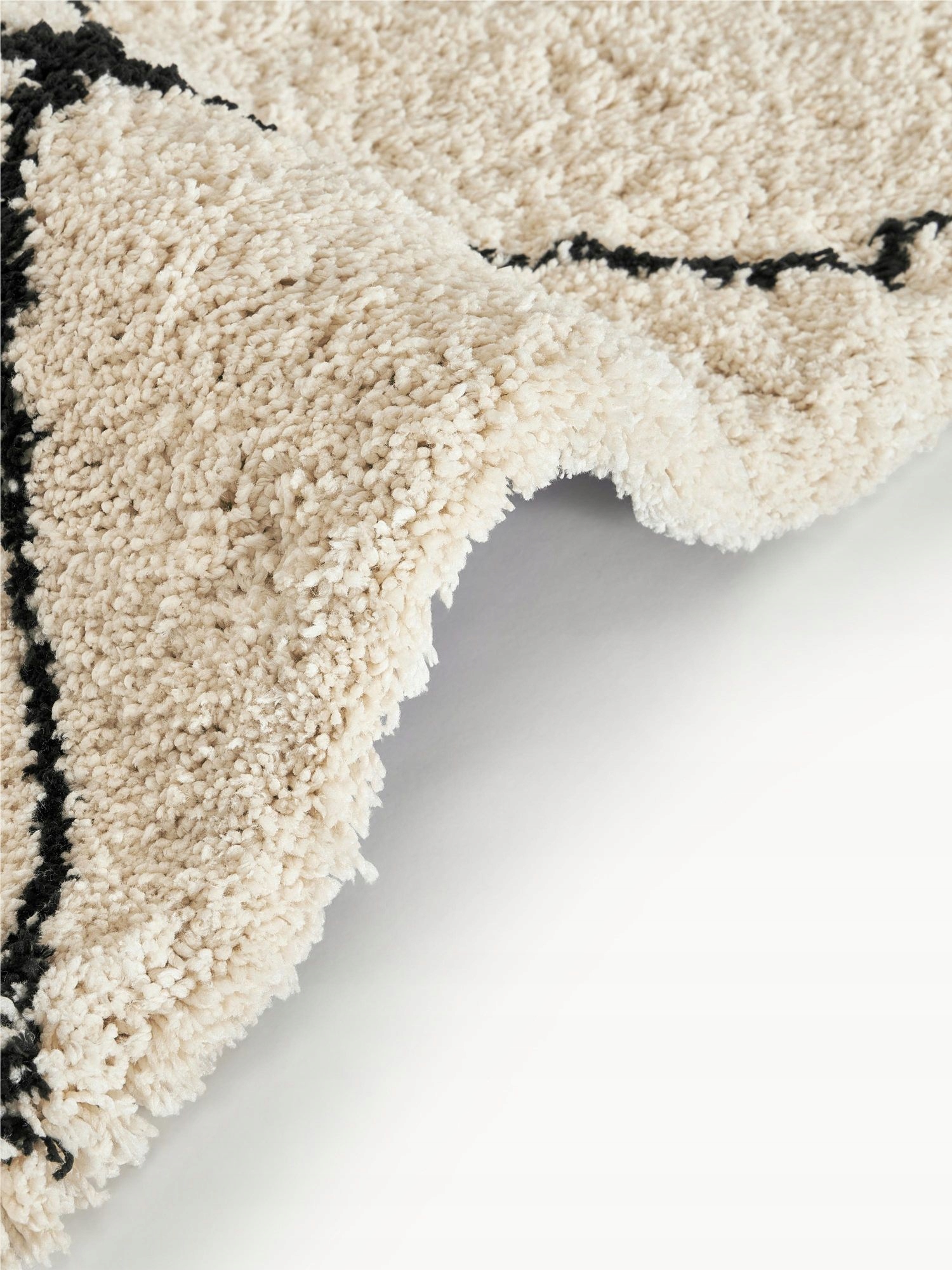 Dywan Naima Westwing 80x150cm boho, dekoracja wnętrz do domu Marka Westwing