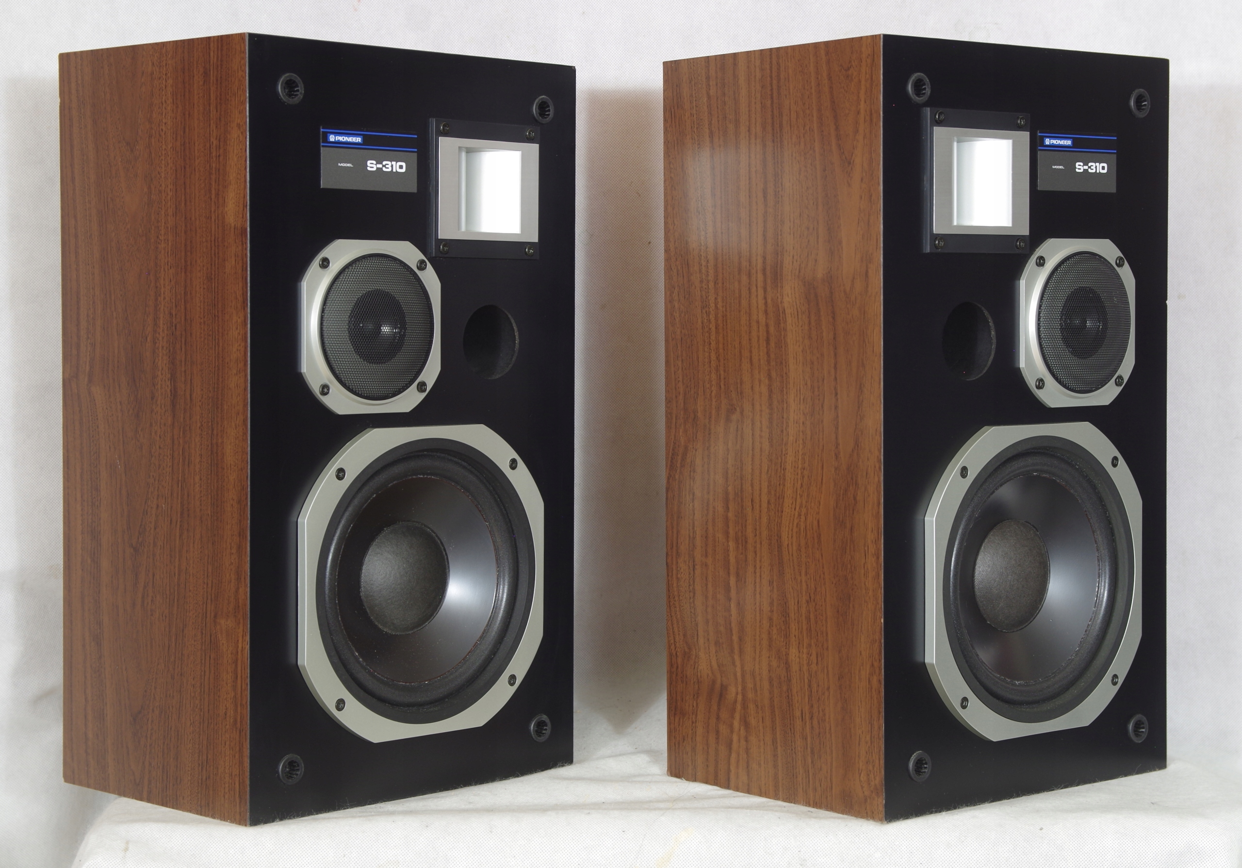 Колонны Canton Quinto 510 черный