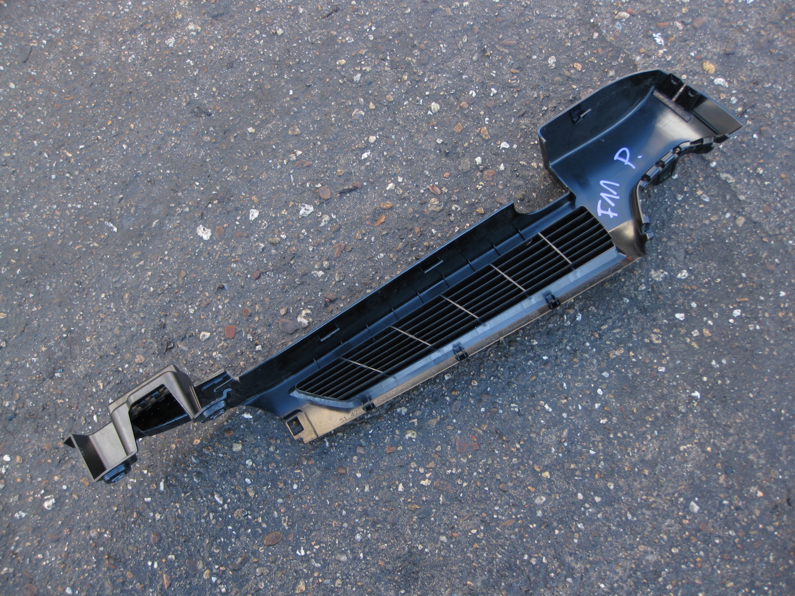 BMW F11 2.5 D 14R cover boot left 9168483