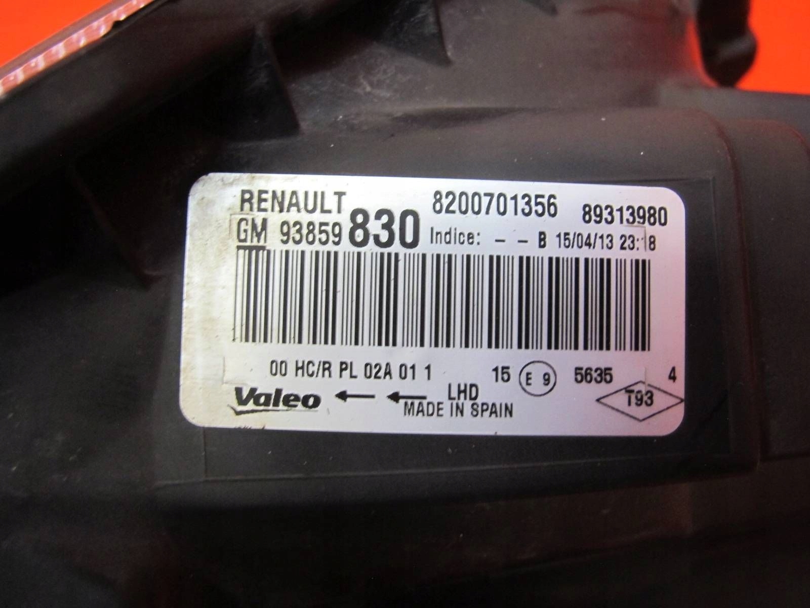 RENAULT TRAFIC II 2 LIFT VIVARO A light REFLEKTOR right front front EURO