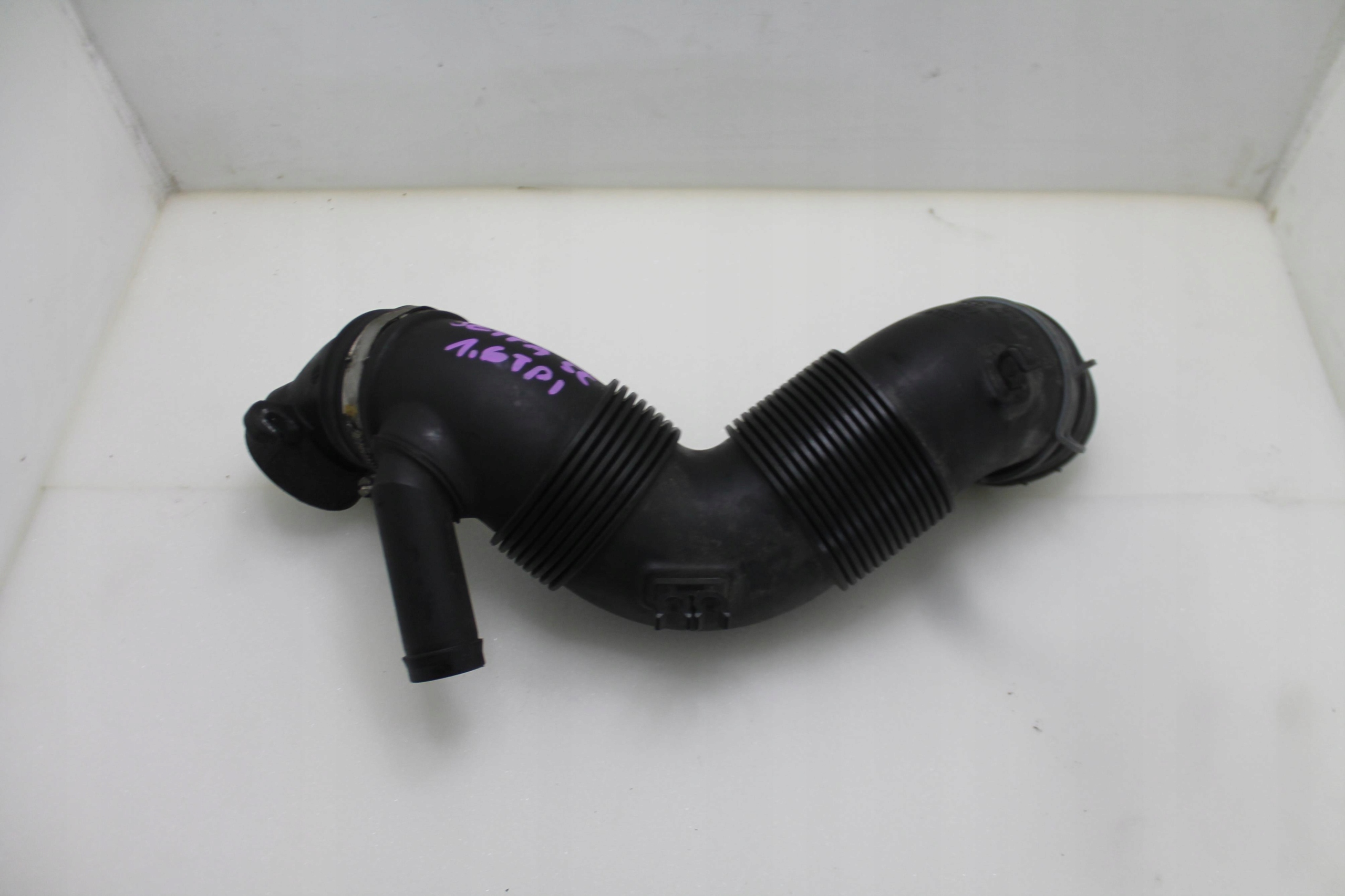 pipe air hose 3C0129654M VW JETTA 5C 1.6 TDI 10-14