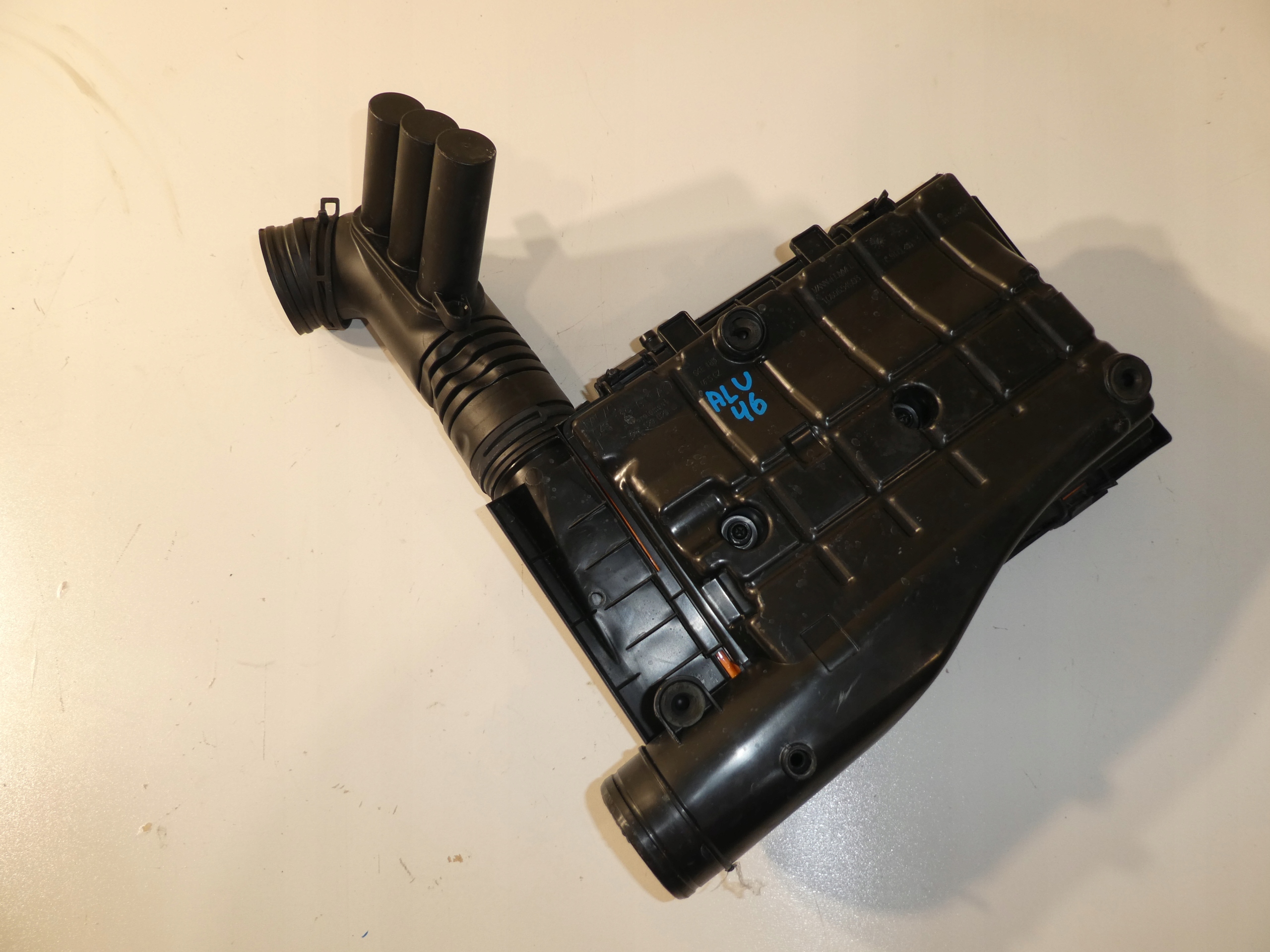 VW AUDI SEAT luftfiltergehäuse 04E129611AK TSI