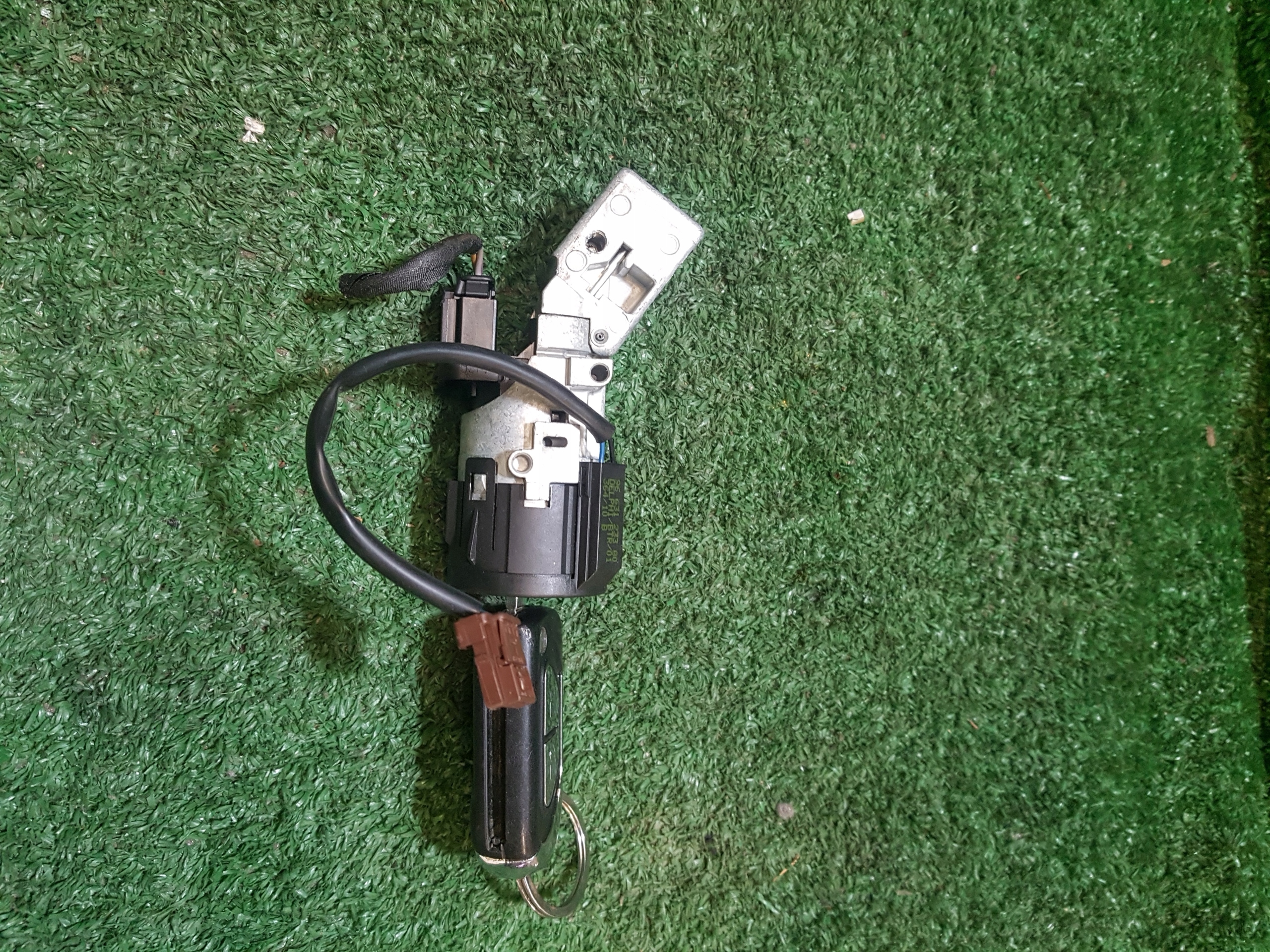 ignition Z KLUCZYKIEM CITROEN DS-3 N0502455