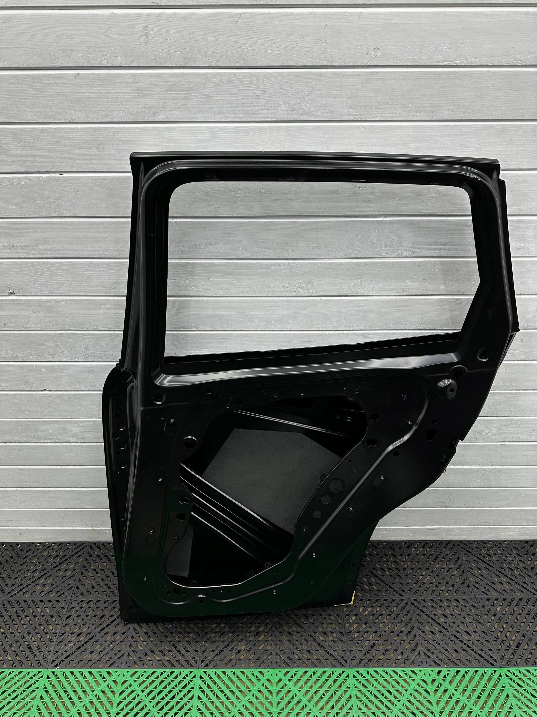 door rear. rear part side right BMW X3 G45 5A6A242