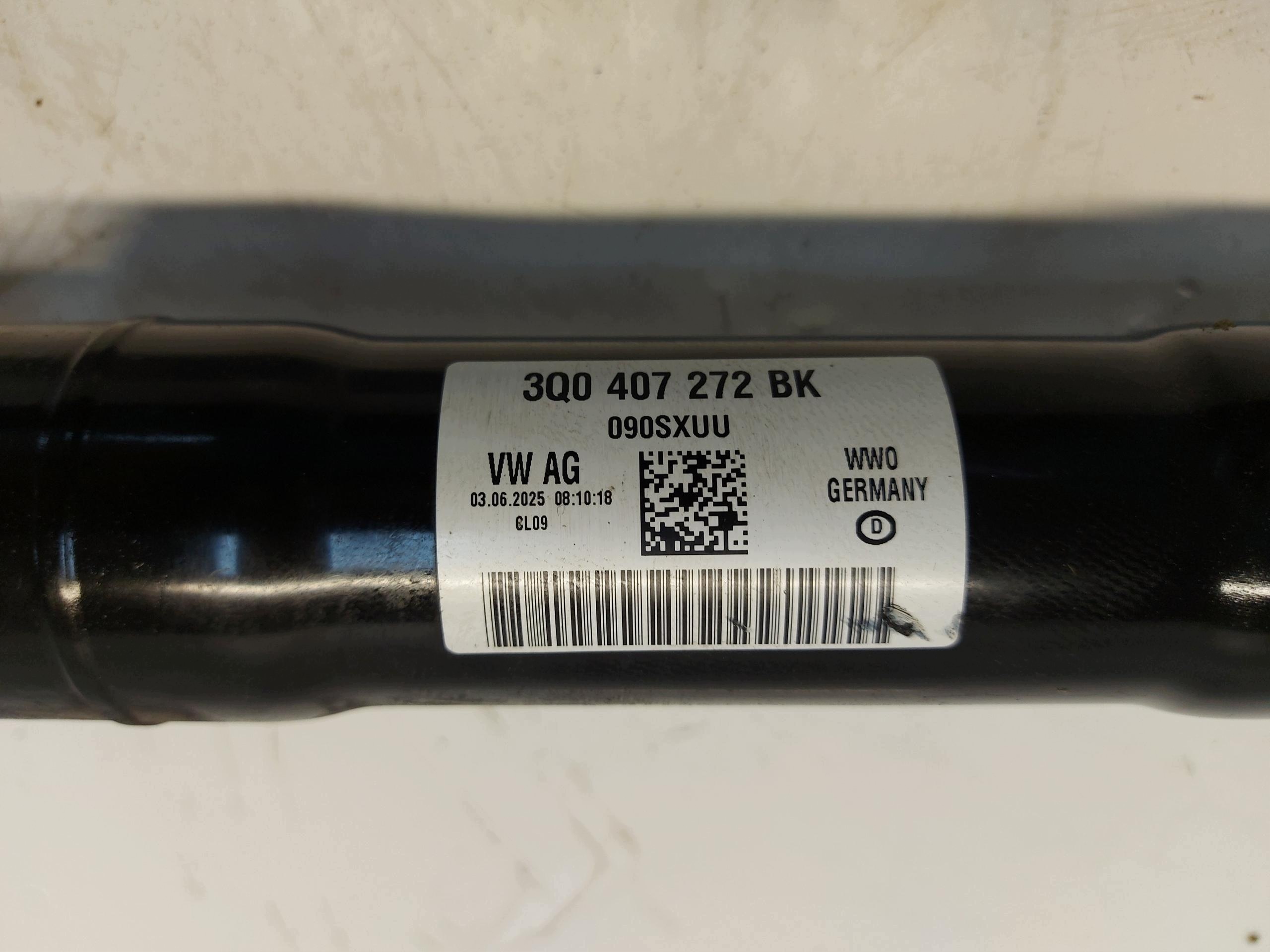 VW Passat R B9 3J0 2025r semi-axis semi-axis right front front 3q0407272bk
