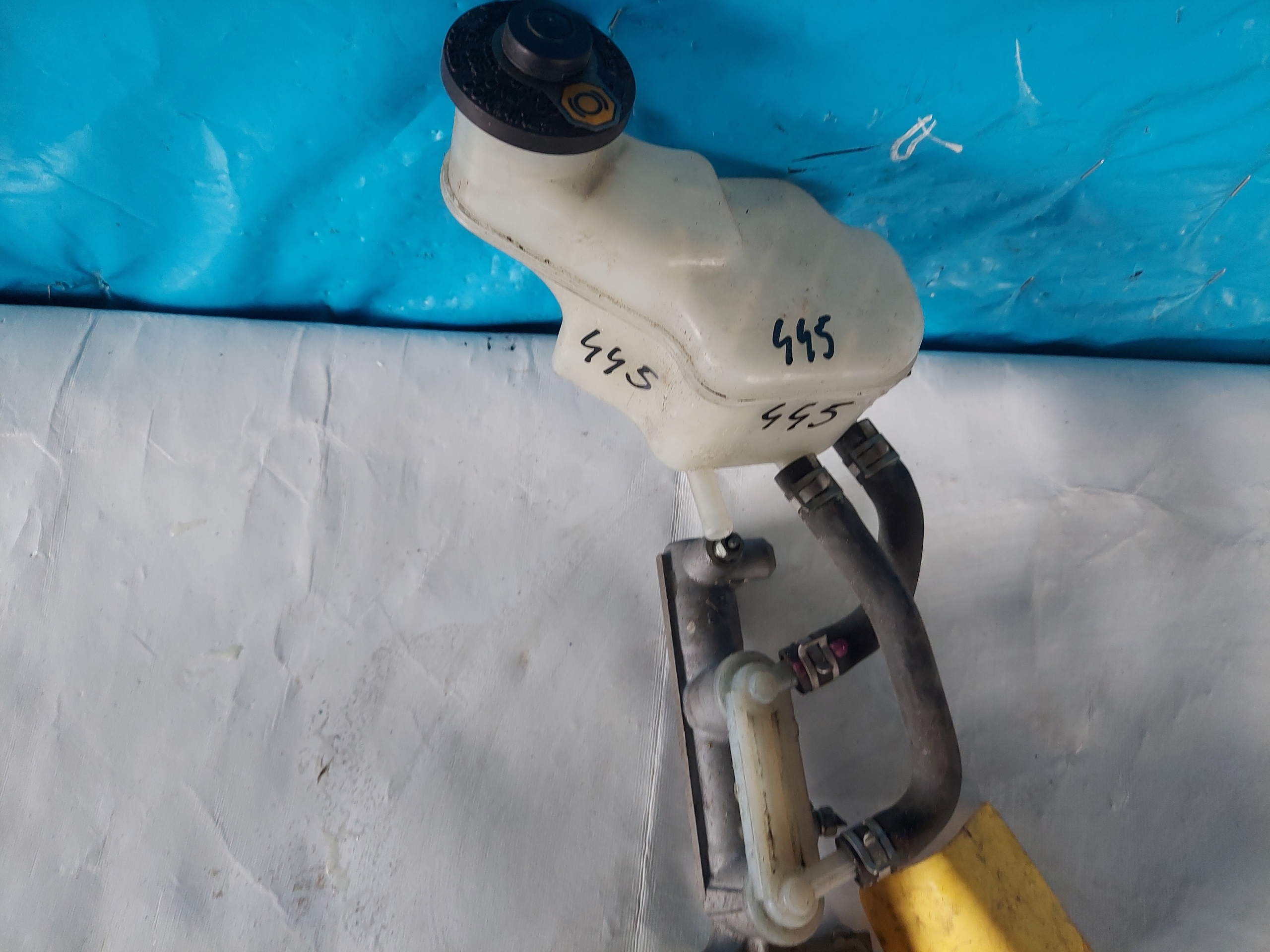 Servofreno AVENSIS VERSO 2.0 B 2001R AISIN