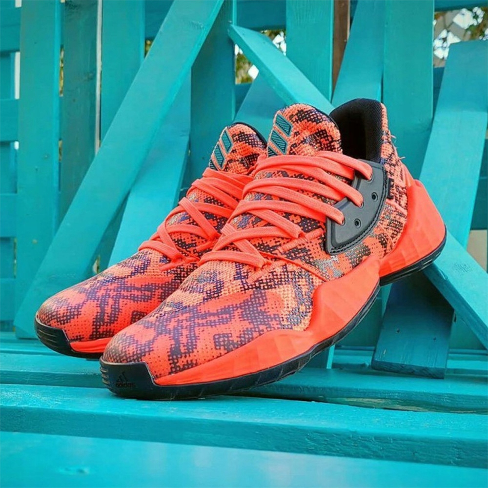 ADIDAS HARDEN VOL.4 LIGHTSTRIKE Kod producenta FV4151