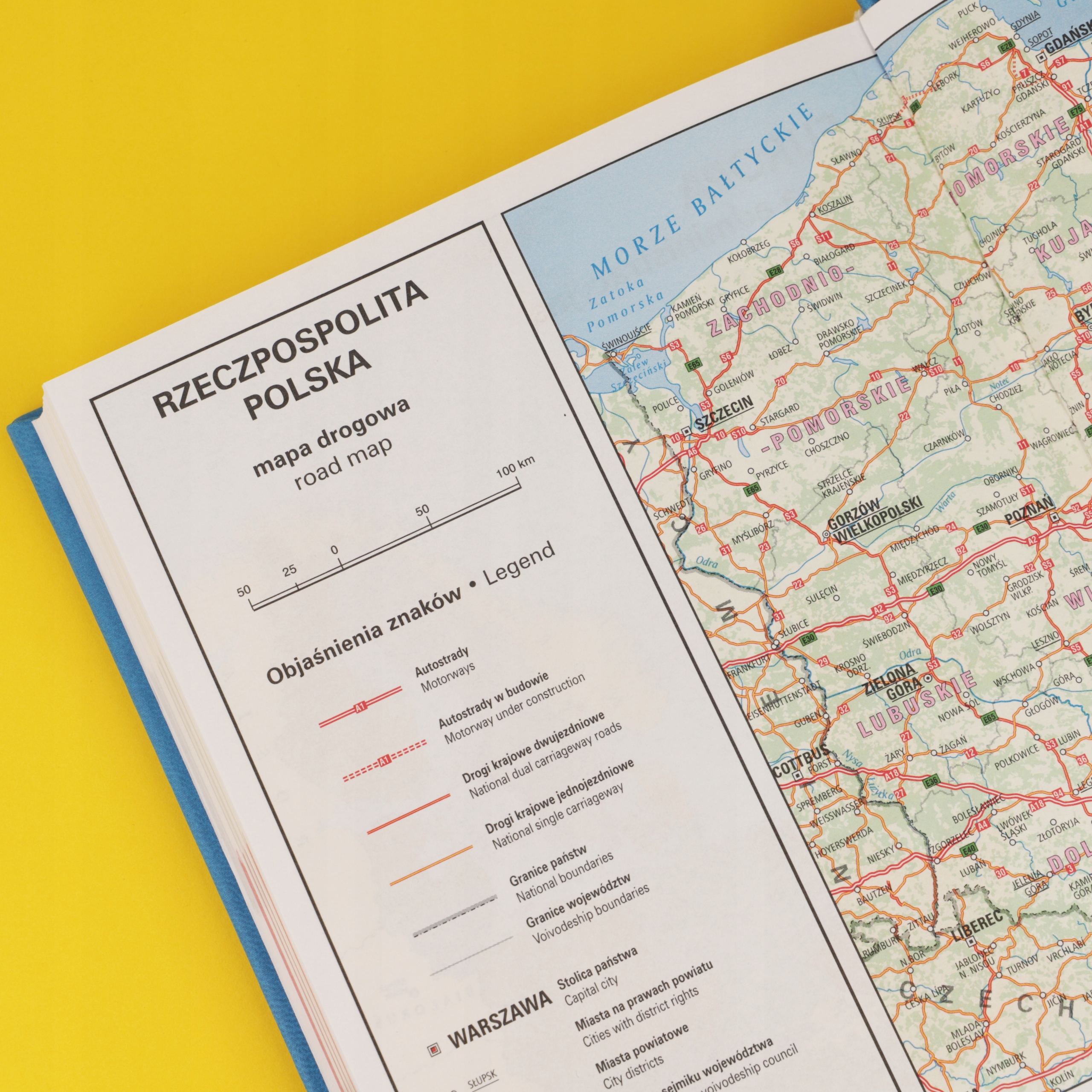 KALENDARZ A5 2025 Książkowy Terminarz Planer Stylowy Funkcjonalny BŁĘKITNY Rozmiar A5